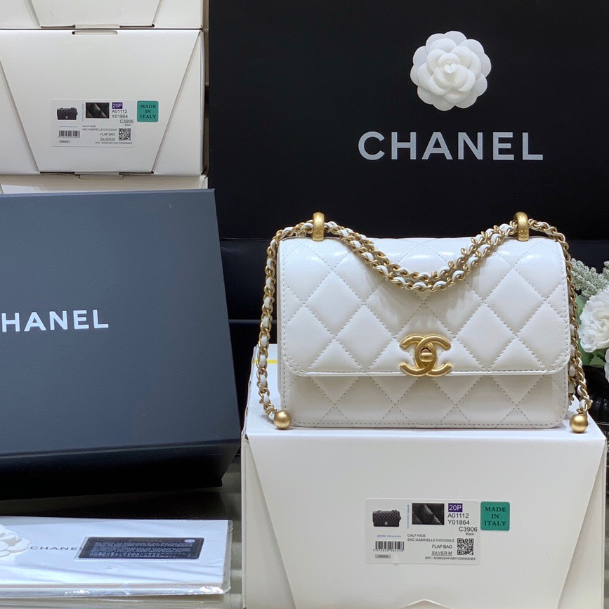 Chanel 2021 Early Fall Haute Couture Collection Double Gold Bead Chain Bag AP2615