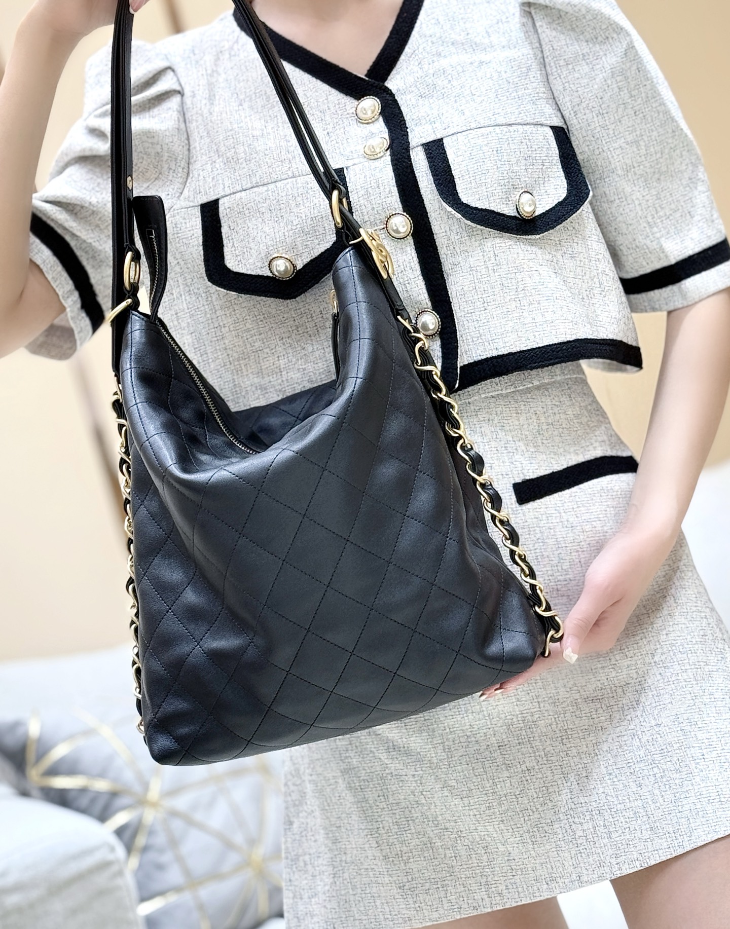 Chanel 25S Spring/Summer Collection Hobo Bag AS5523 00158