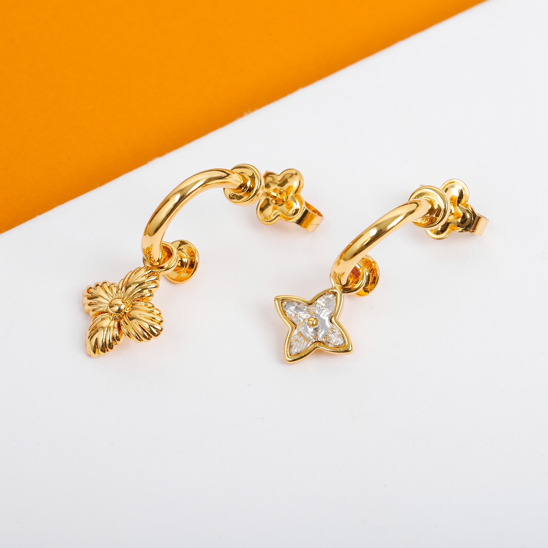 Louis Vuitton blooming asymmetric earrings