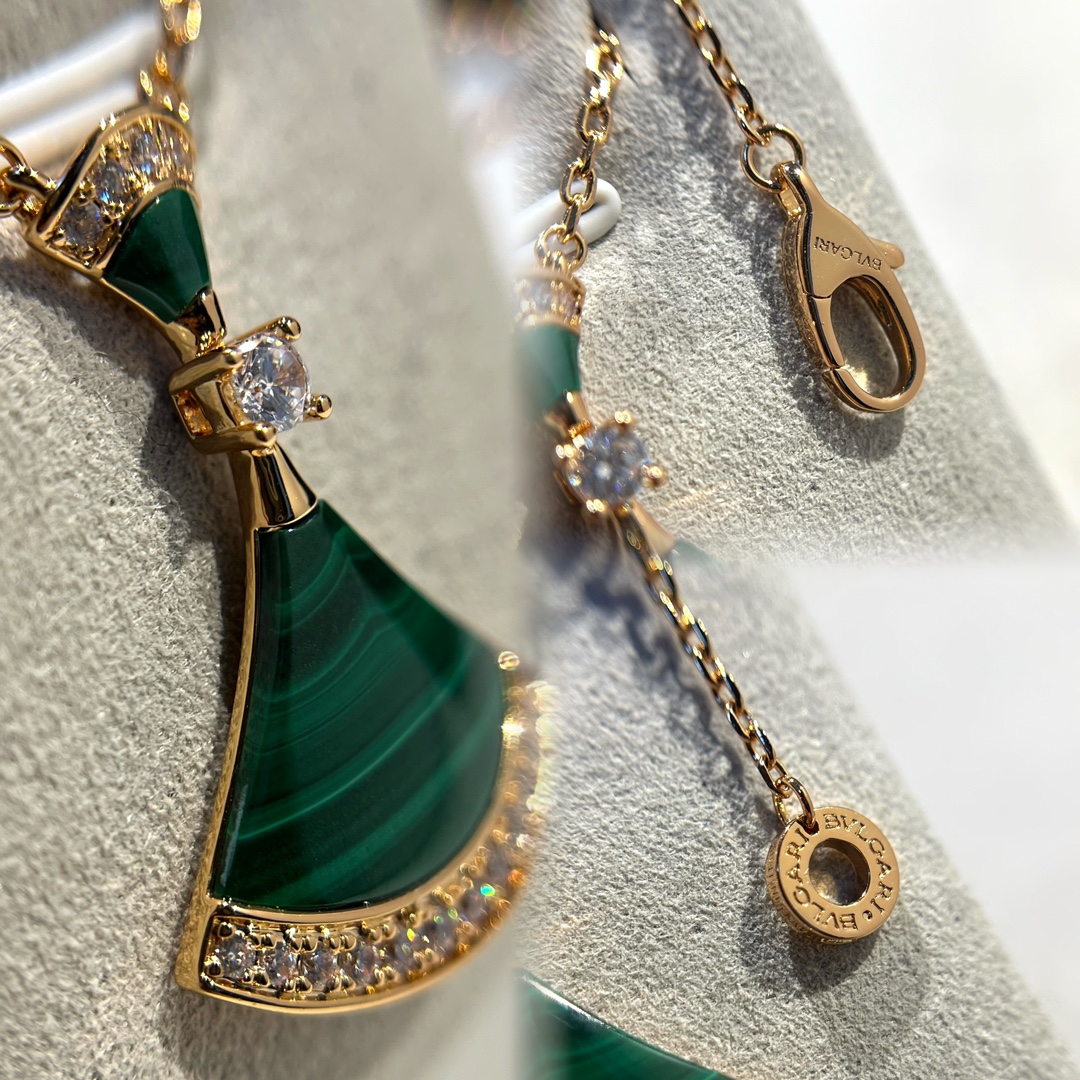 Bulgari Divas Dream Series Malachite Dress Necklace