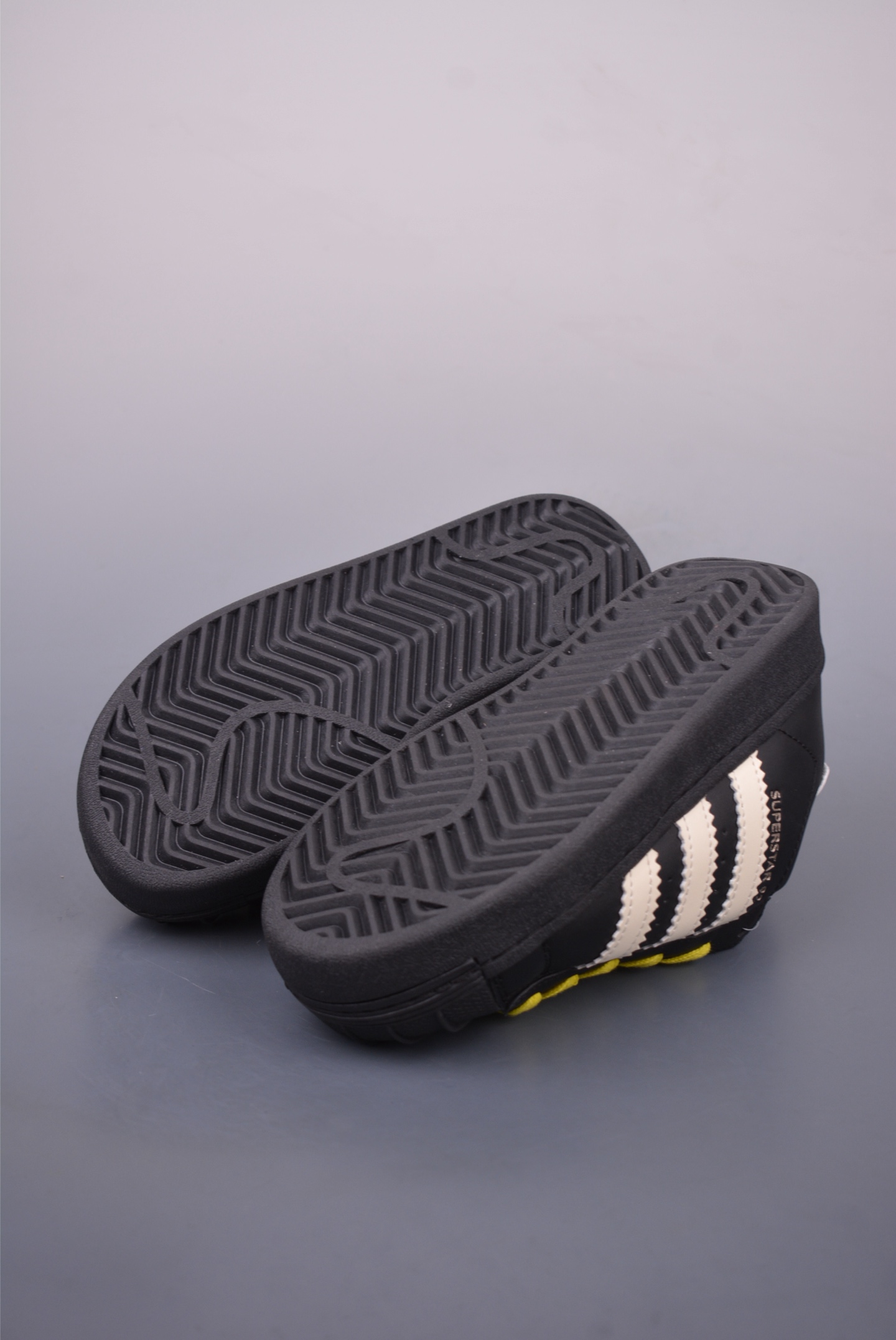 Pharrell x Adidas Superstar 92 Black, White and Yellow JI4267