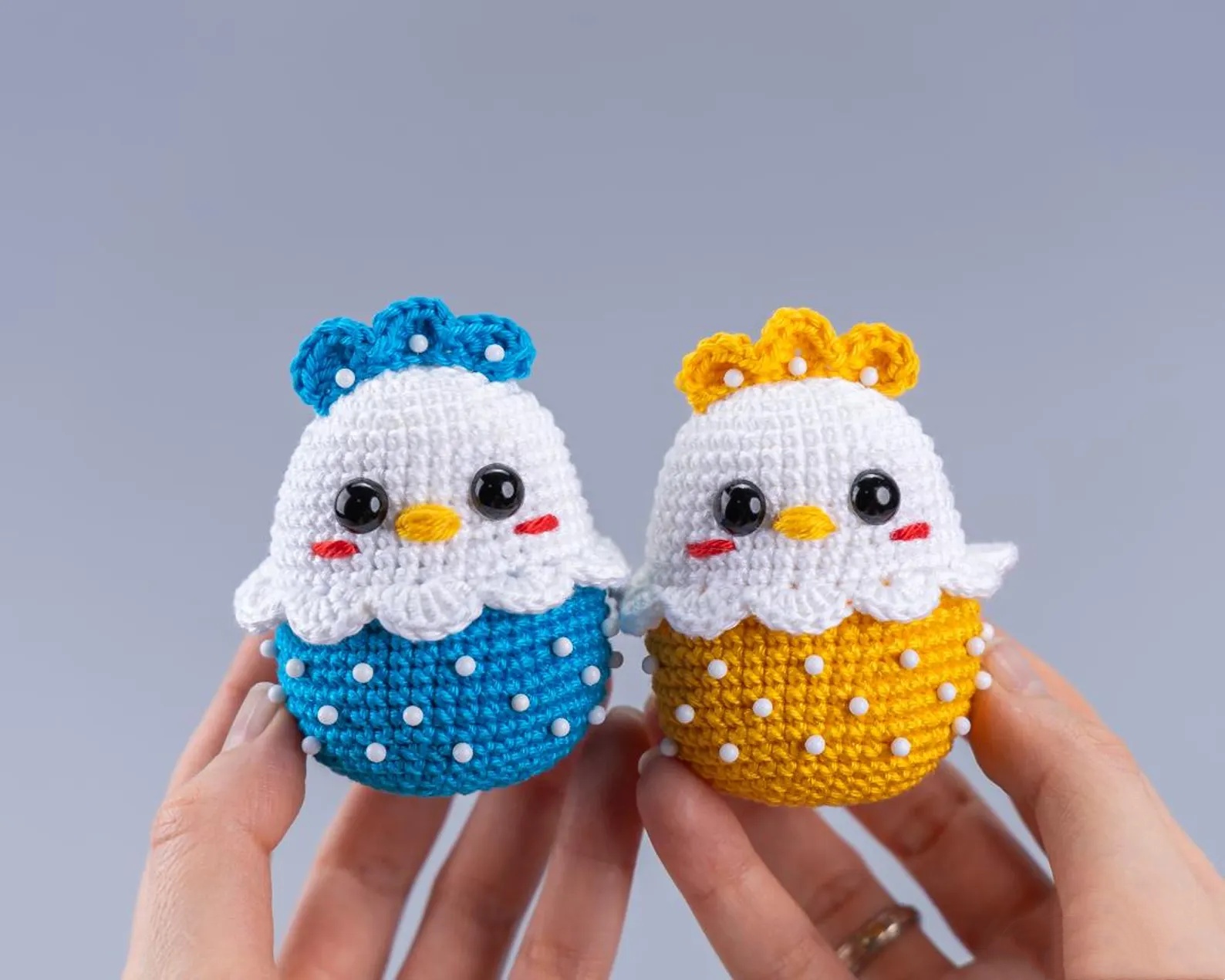 Crochet Easter chicken