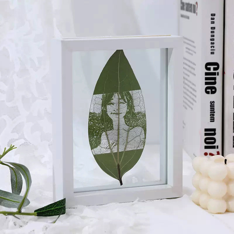 Handmade Customized Leaf Carving Photos Art