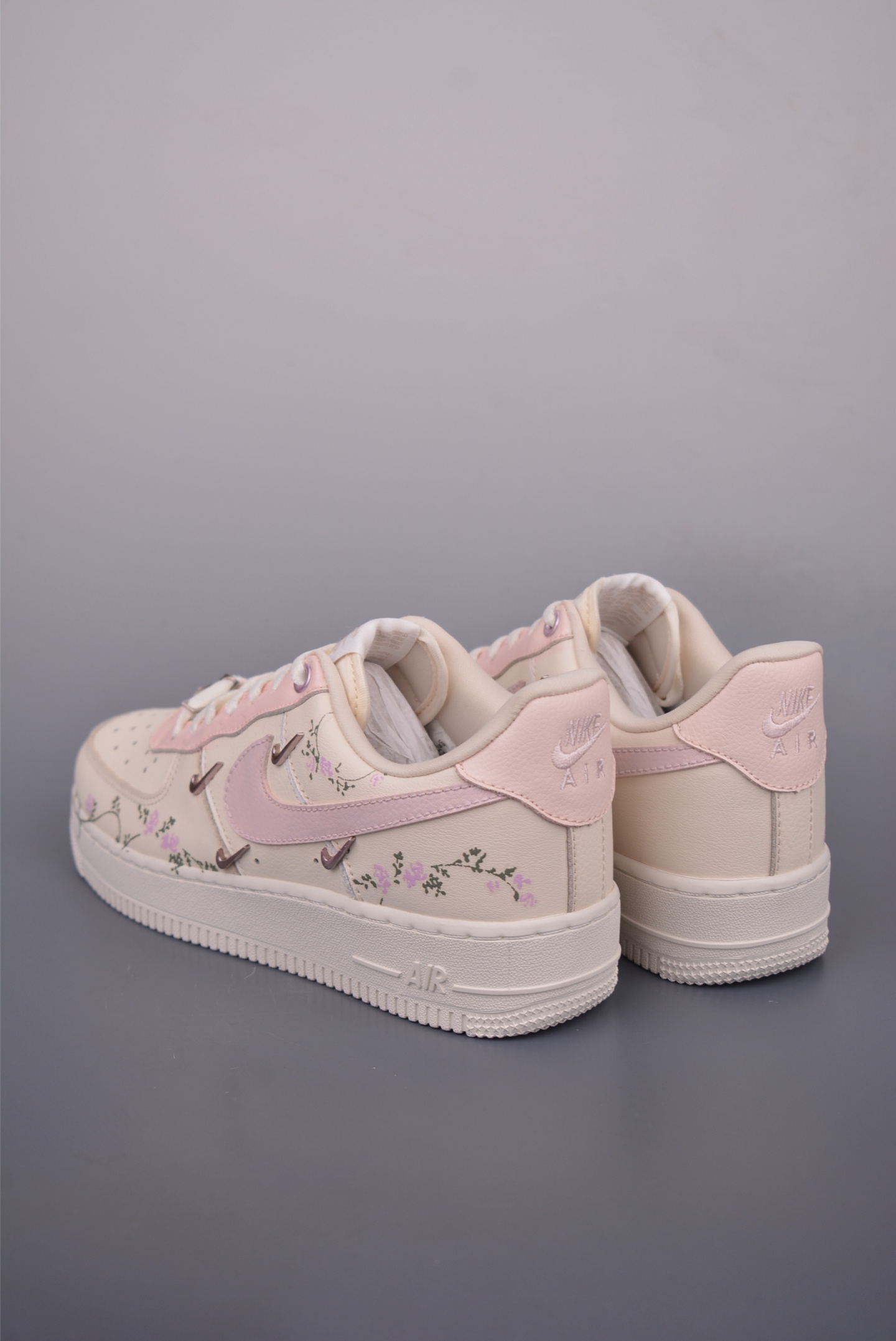 Nike Air Force 1 Low 