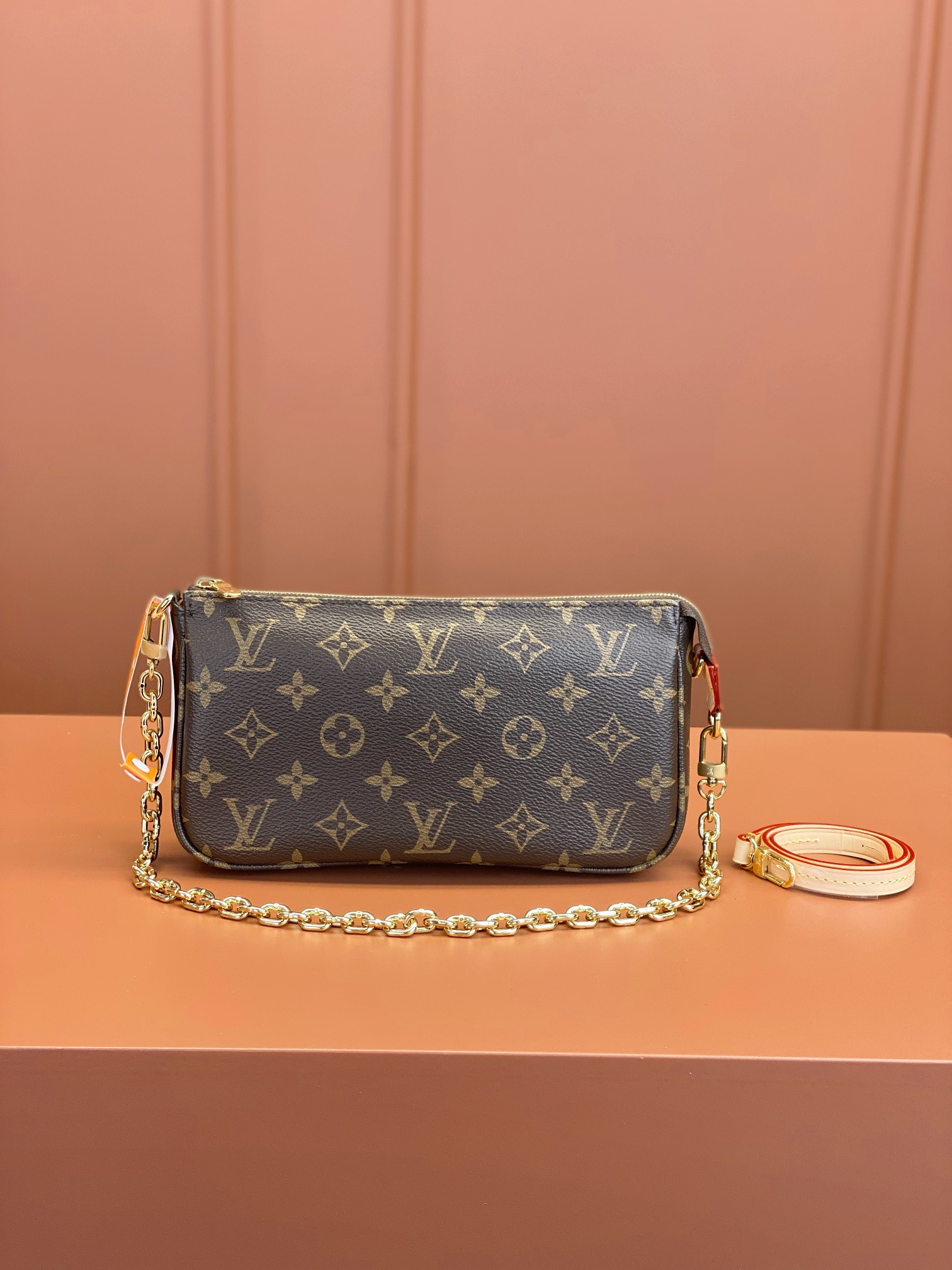 Louis Vuitton POCHETTE ACCESSOIRES Handbag M82766