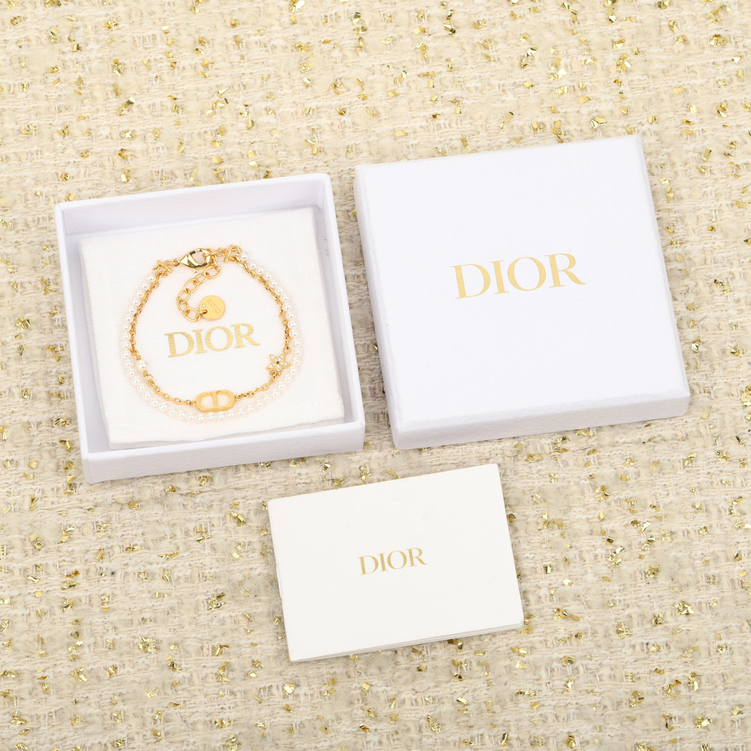 Dior Pentagram Double Pearl Chain Bracelet