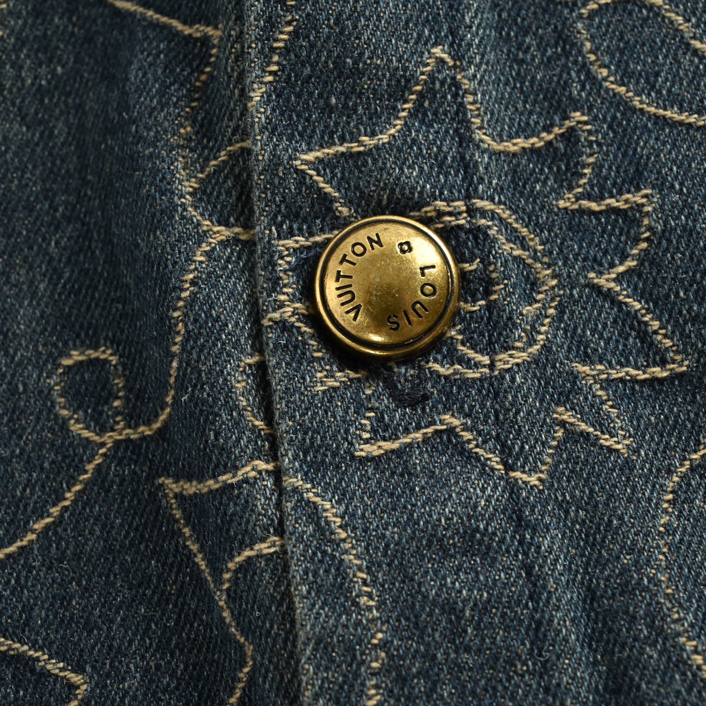Louis Vuitton 25ss gold thread vine embroidered denim short sleeve shirt