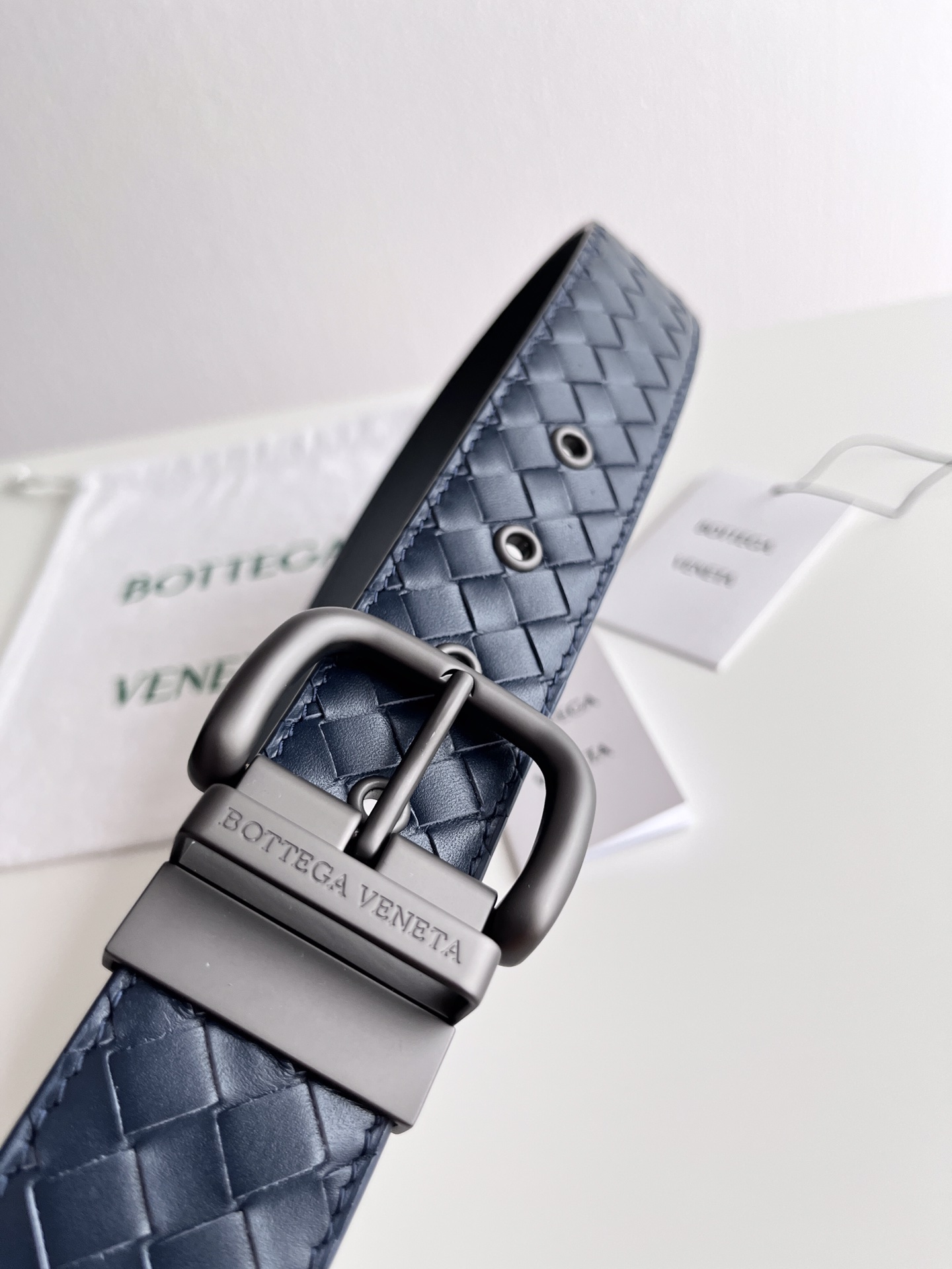 Bottega Veneta frosted pin buckle woven cowhide double-sided belt 4.0cm wide