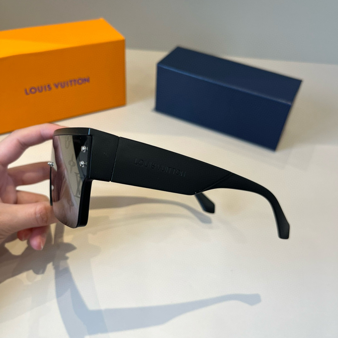 Louis Vuitton Square Frame Sunglasses