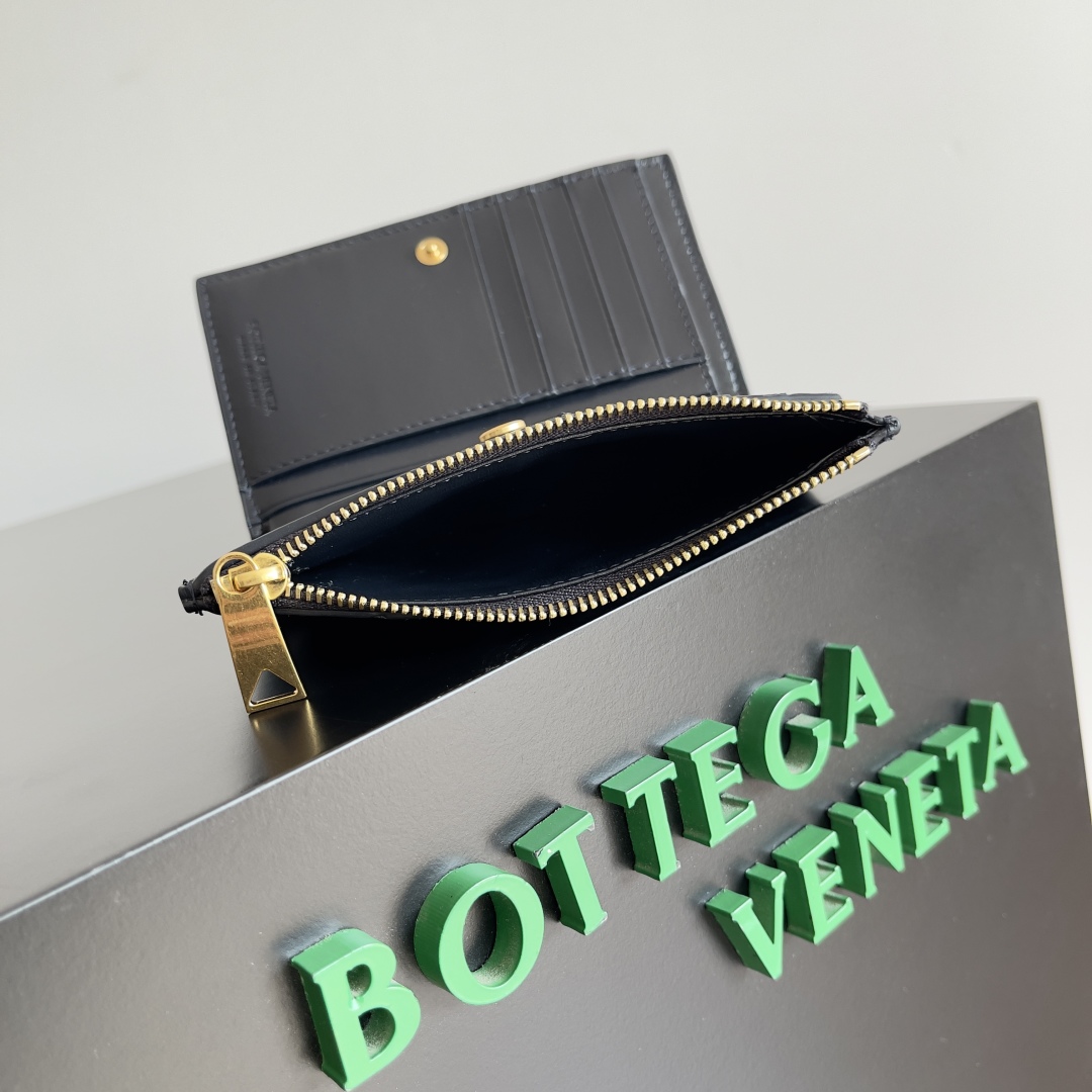 Bottega Veneta Braided Small Wallet 667468