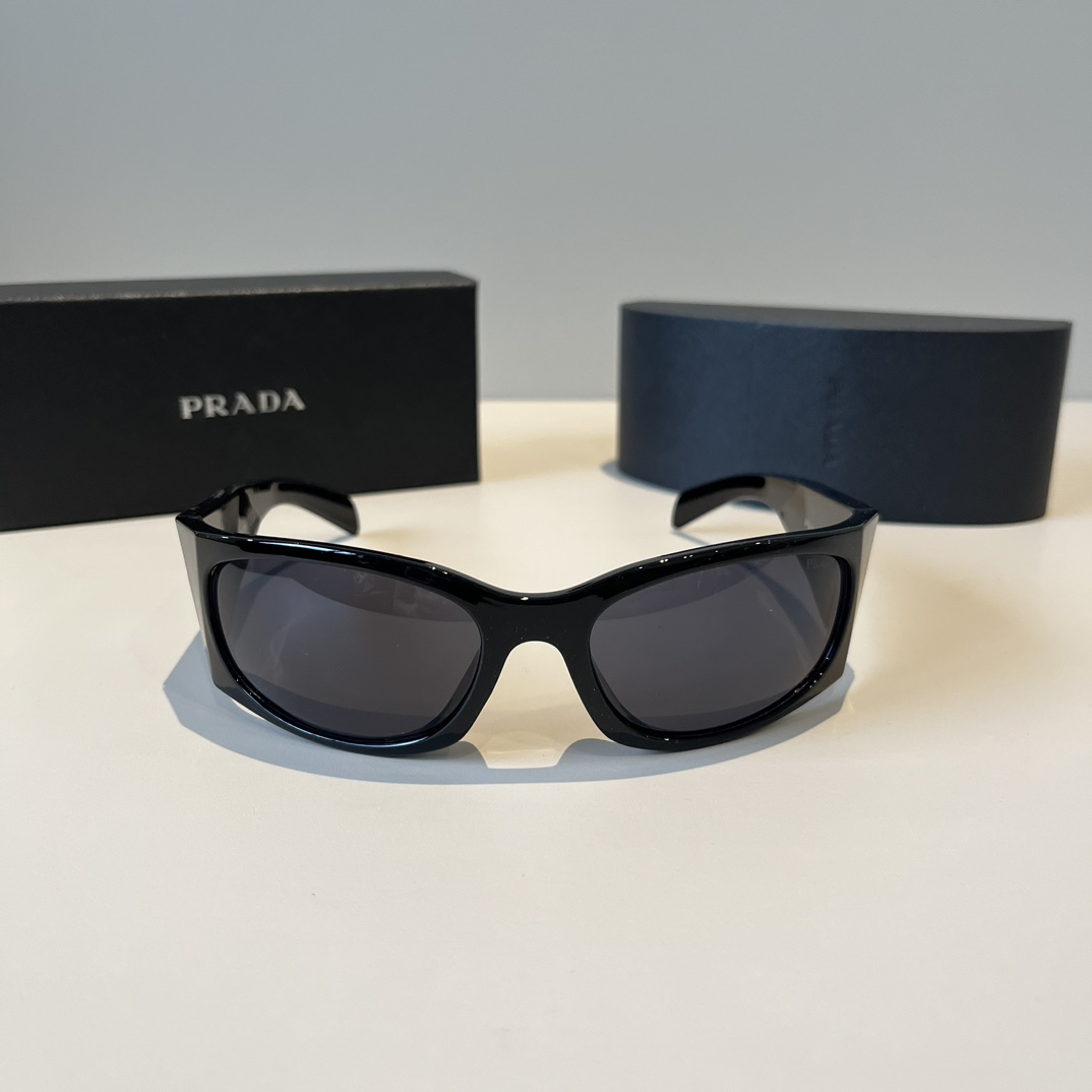 Prada round frame sunglasses