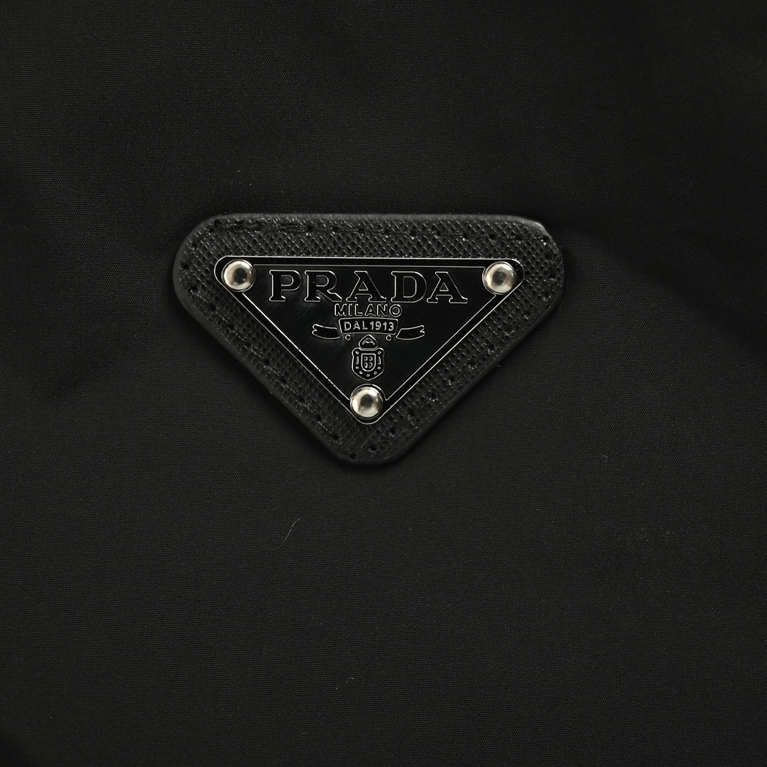 Prada 24Fw triangle logo padded jacket