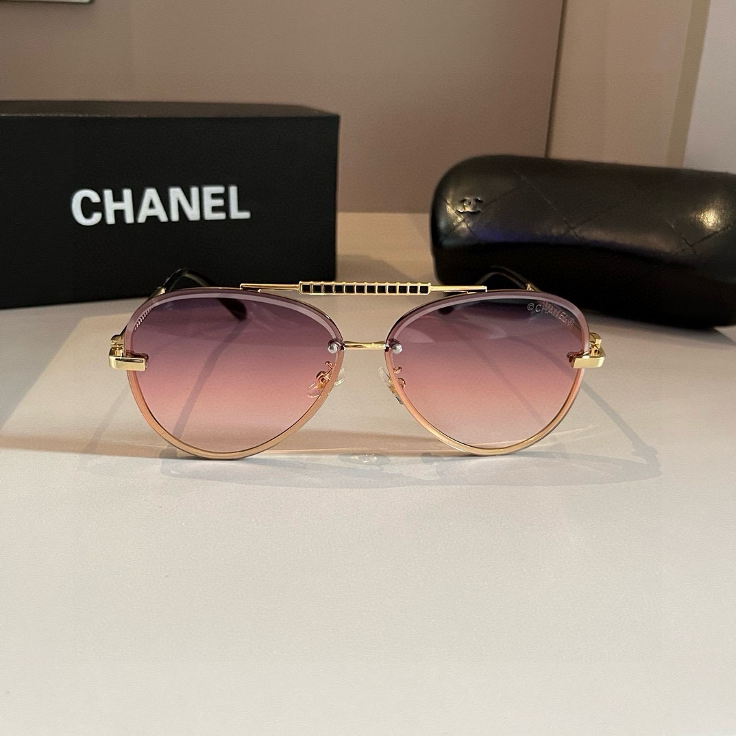 Chanel round frame sunglasses