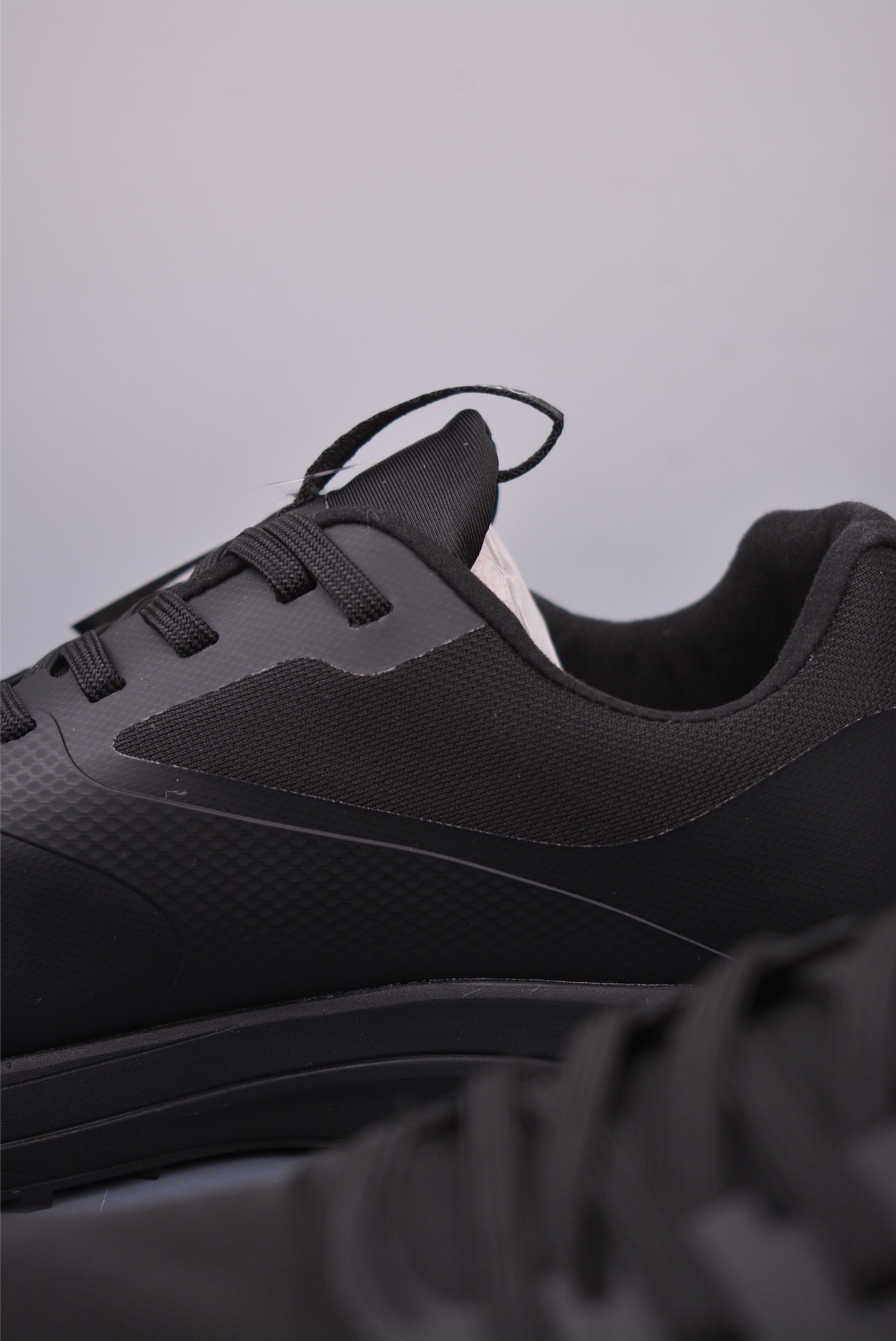 Arc'teryx KONSEAL LT W Black
