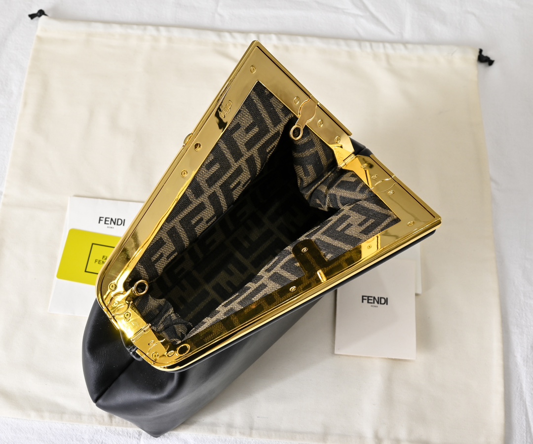 FENDI First Shoulder Bag 80017