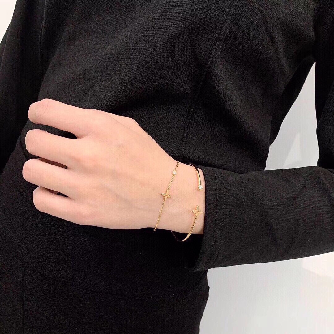 Louis Vuitton Slim Open Bracelet