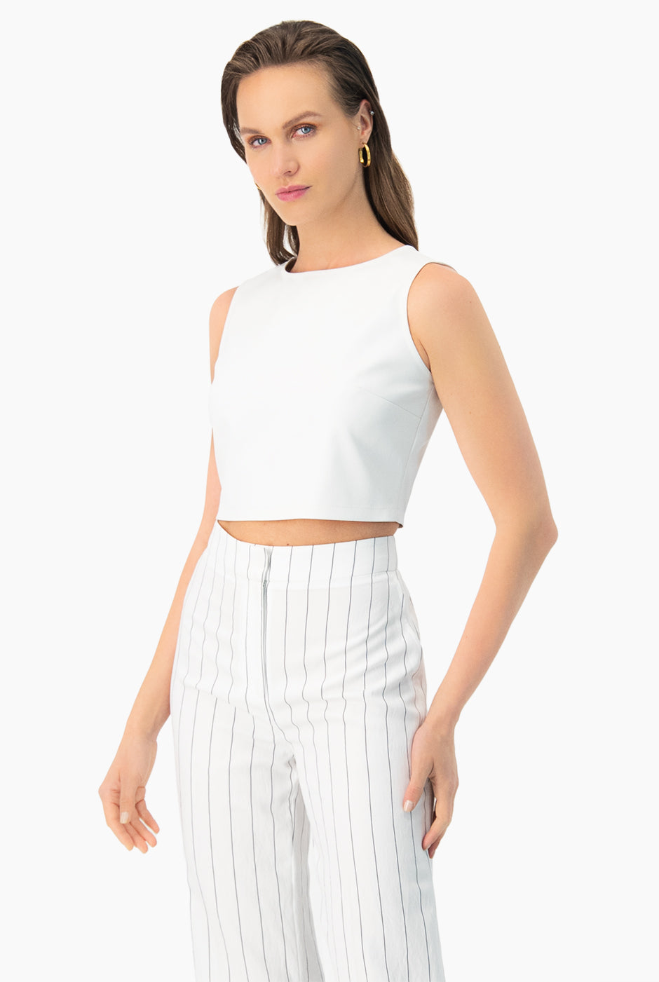 Top de cuello redondo y sin mangas