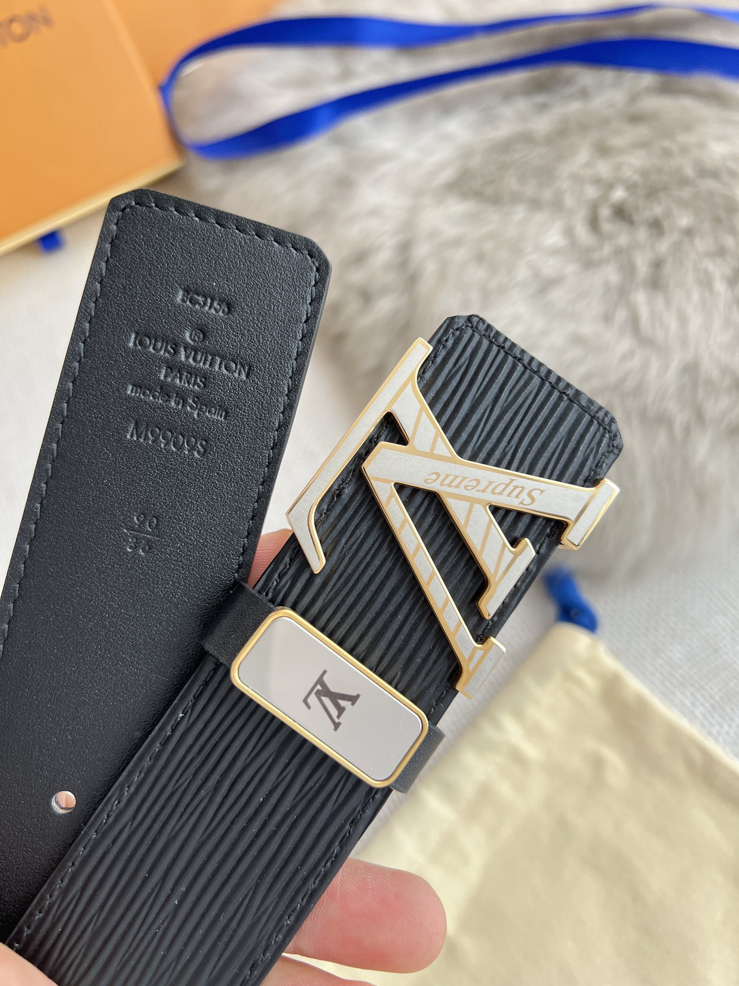 Louis Vuitton ripple leather belt, 3.8cm wide