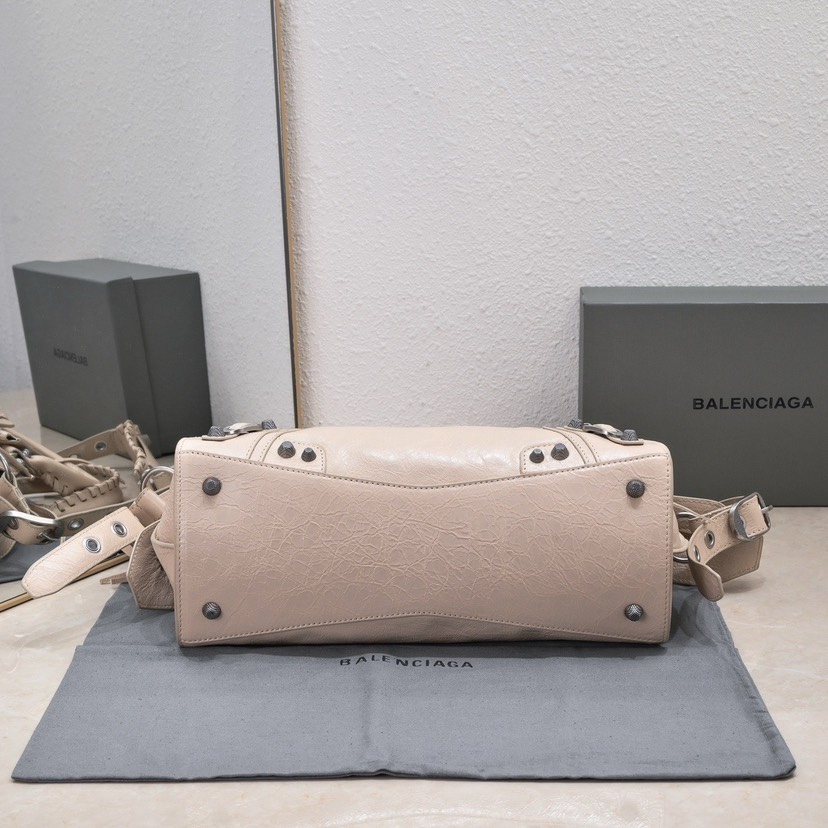 Balenciaga N​​​EO​ CAGOL​E​ Motorcycle​​Bag​​Medium