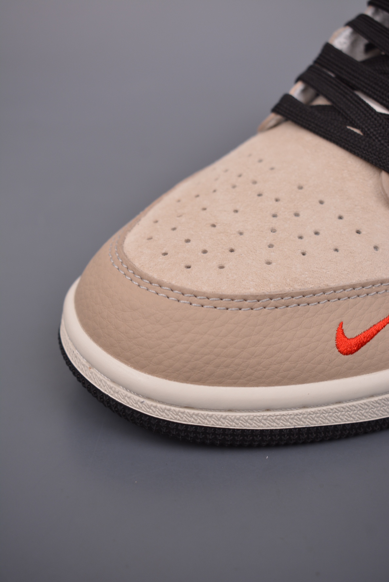 The North Face x Nike Air Jordan 1 Low OG Khaki DC2024-033