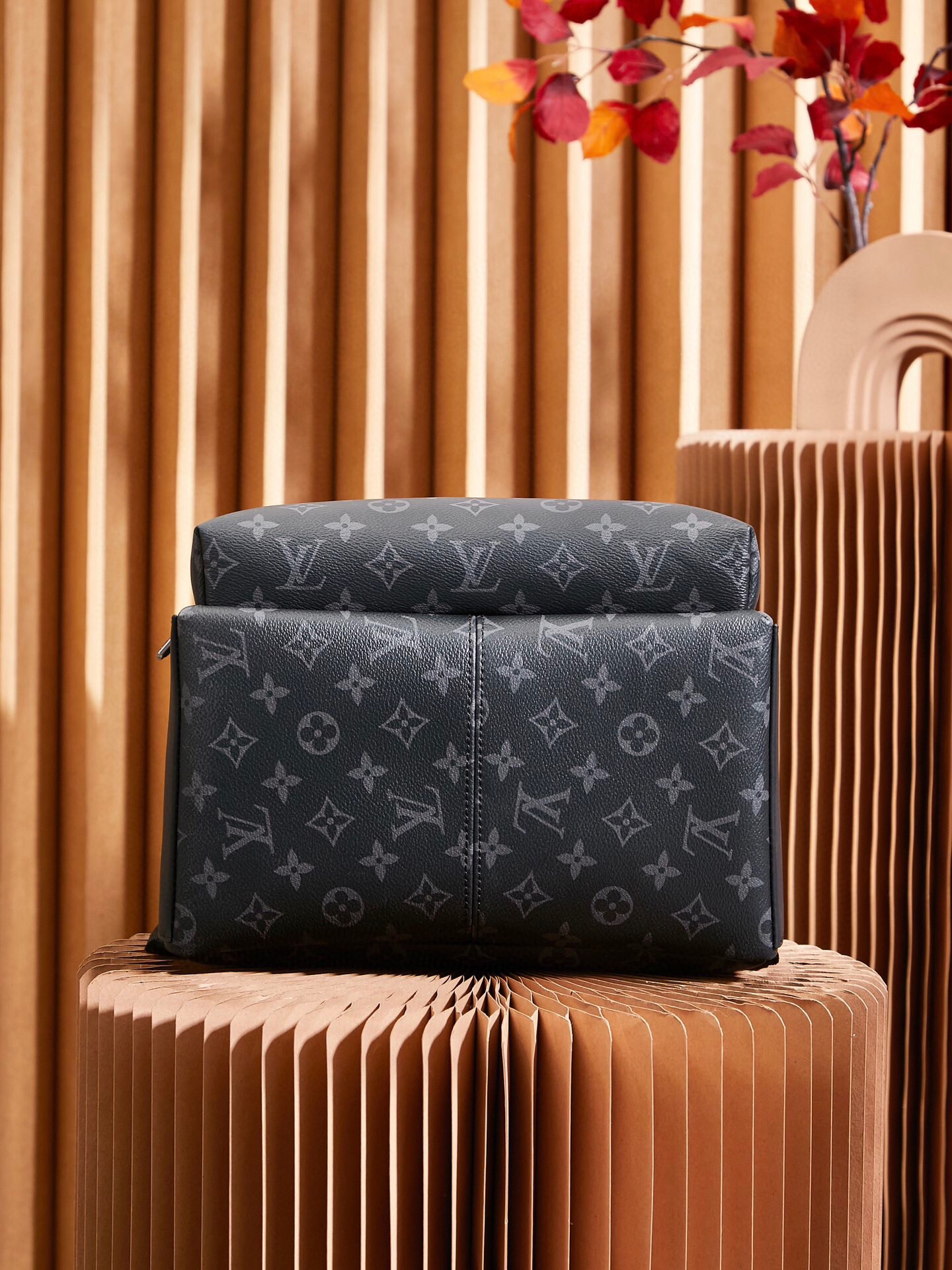 Louis Vuitton Discovery Backpack M22558