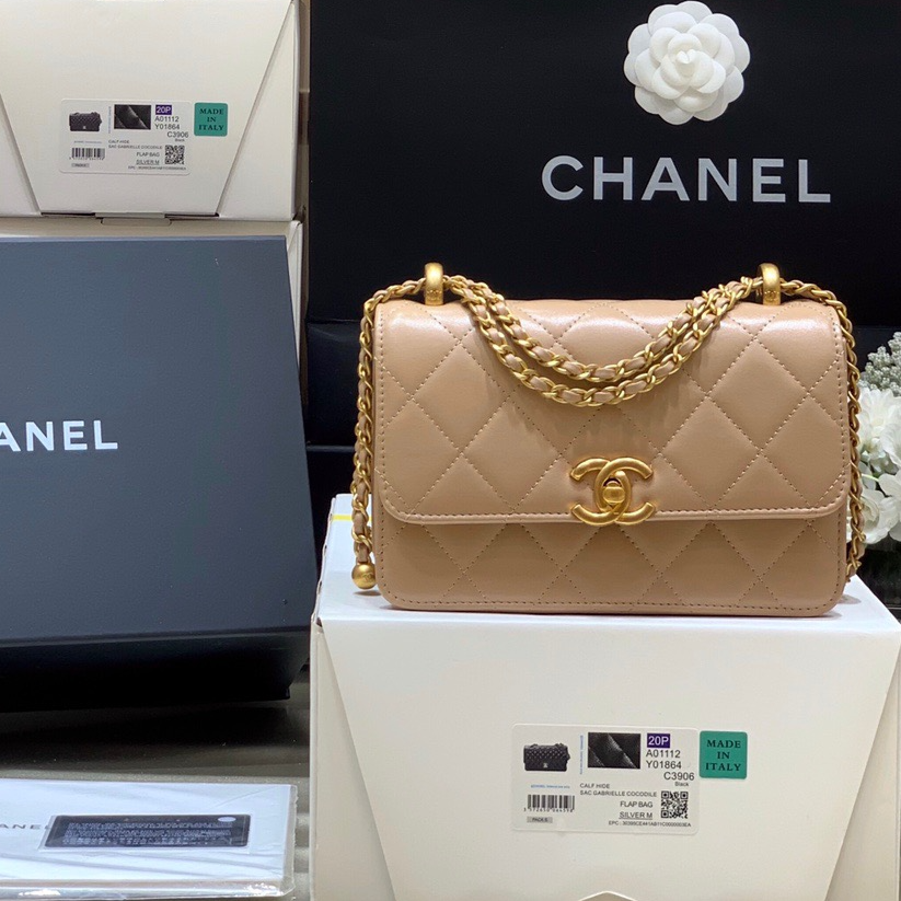 Chanel 2021 Early Fall Haute Couture Collection Double Gold Bead Chain Bag AP2615