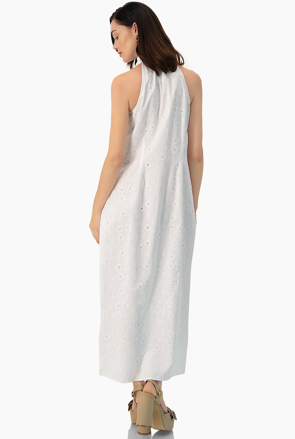 Vestido blanco de cuello camisero
