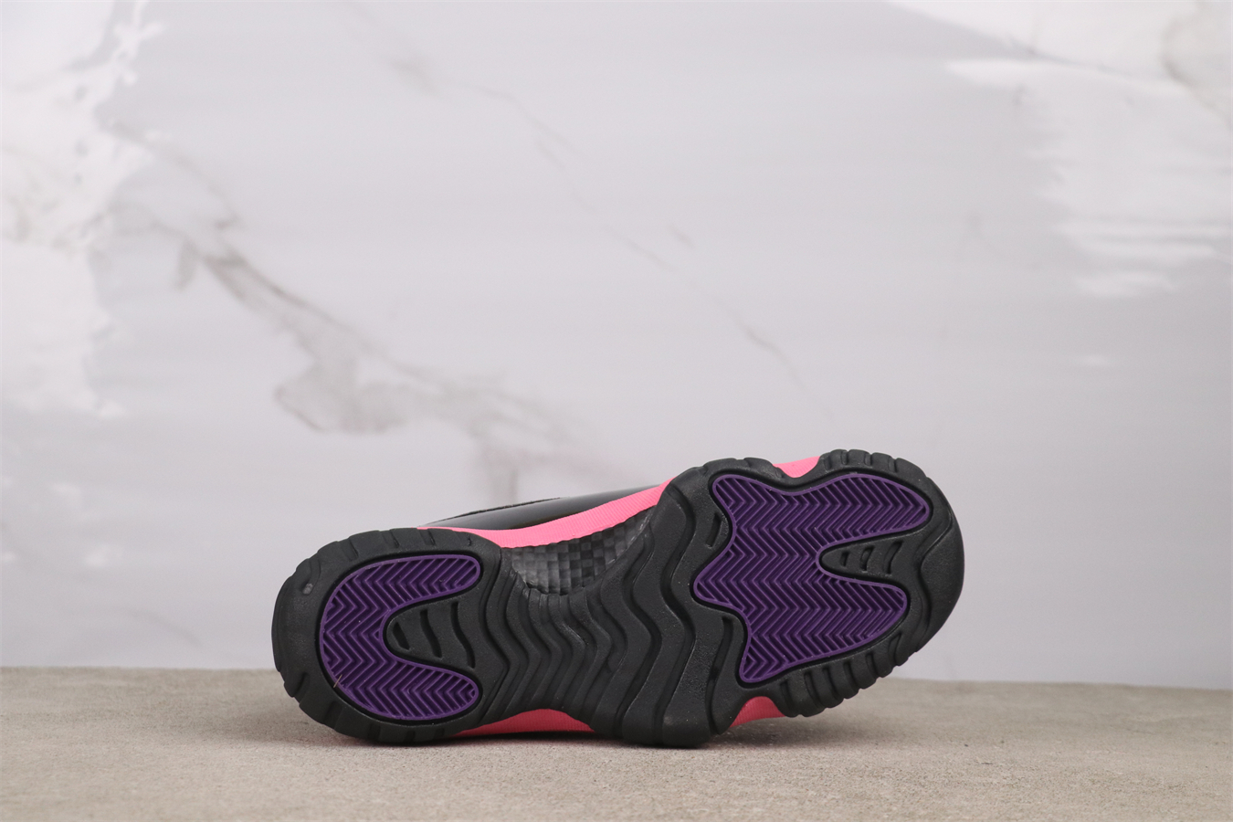 Air Jordan 11 Retro Pink Black Basketball Shoes CT8012-500
