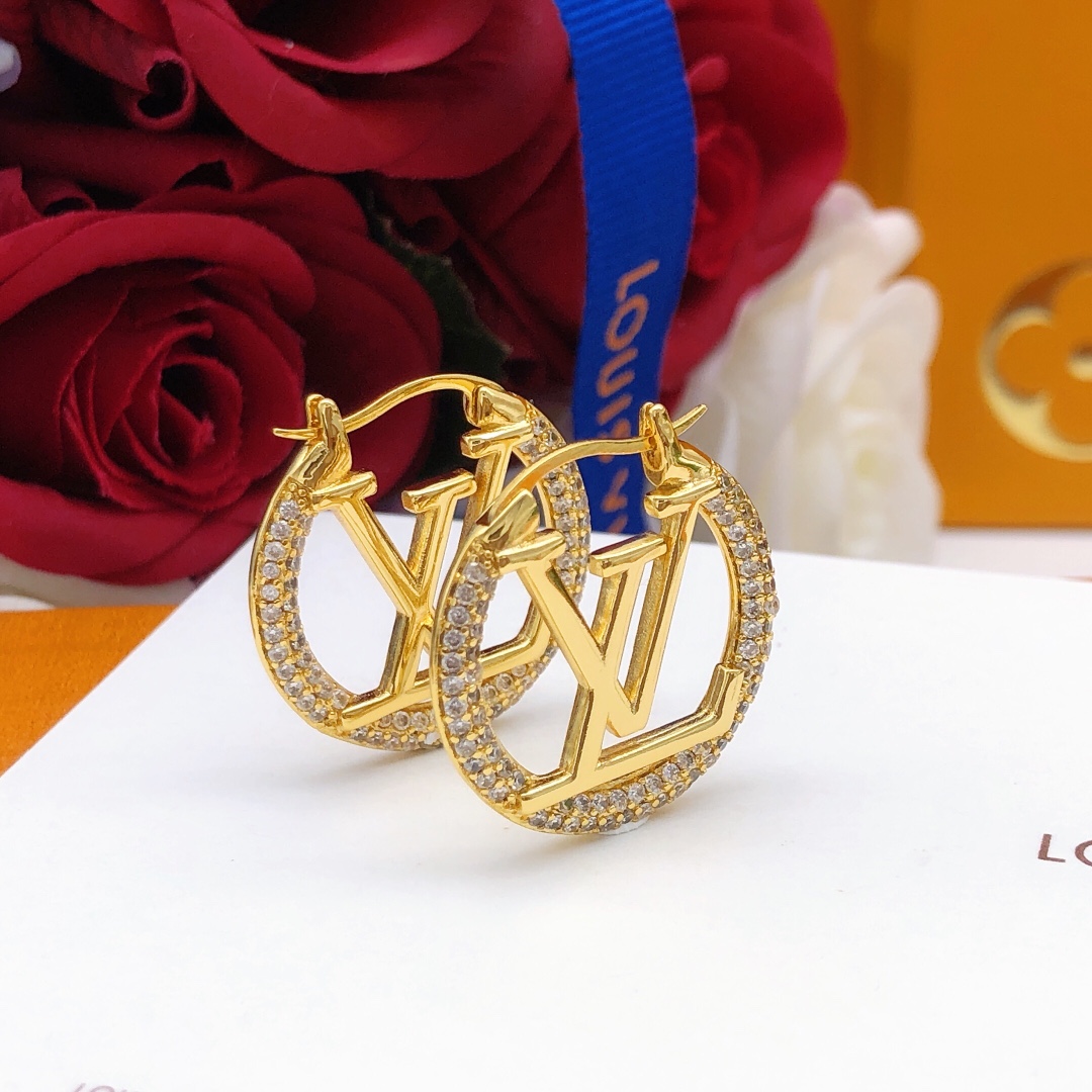 Louis Vuitton Round Diamond Earrings