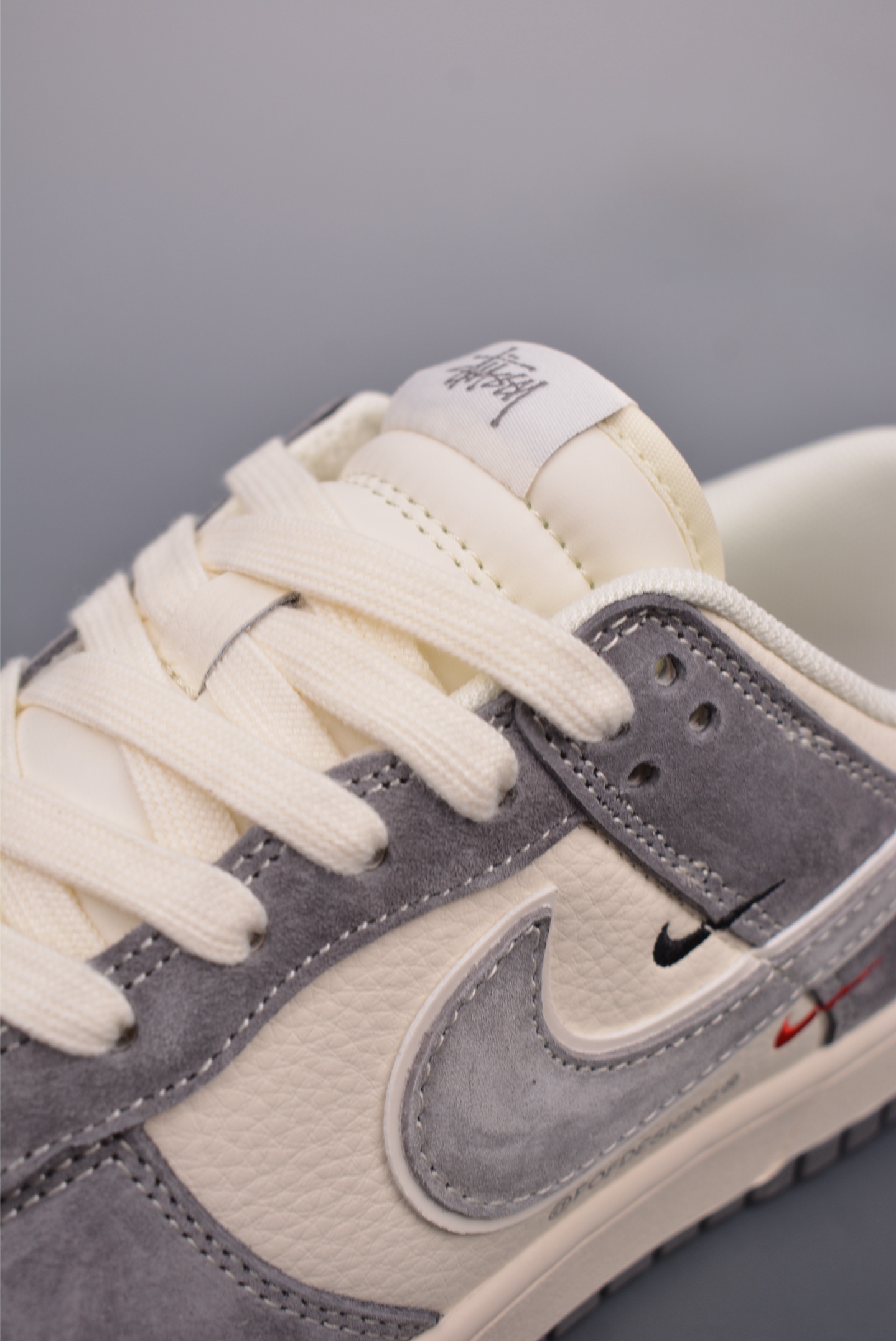 Stussy x Nike By You SB Dunk Low Retro SP Dark Grey Off-White YX5066-252