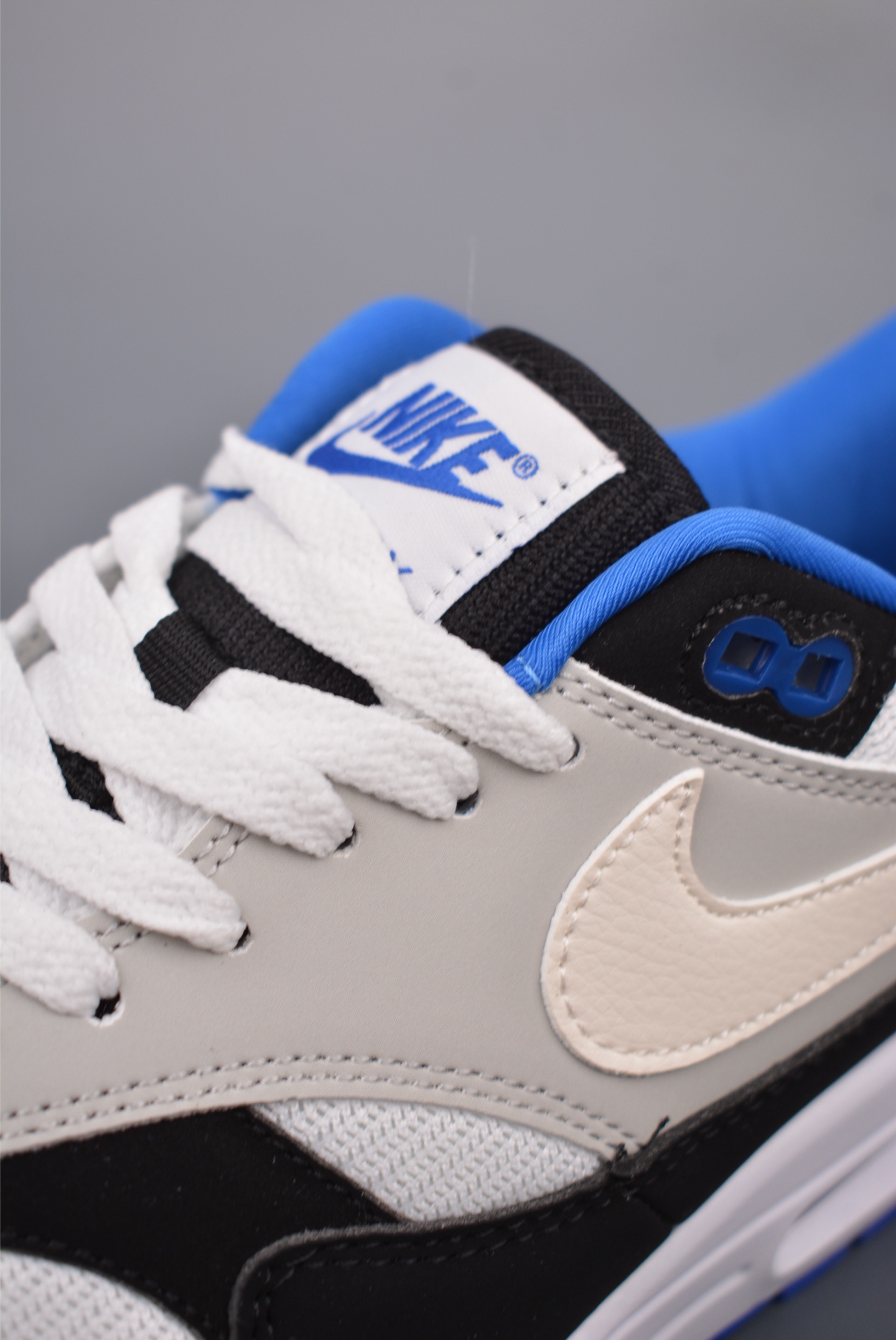 Nike Air Max 1'87 running shoes white, gray, black and blue 875855-001