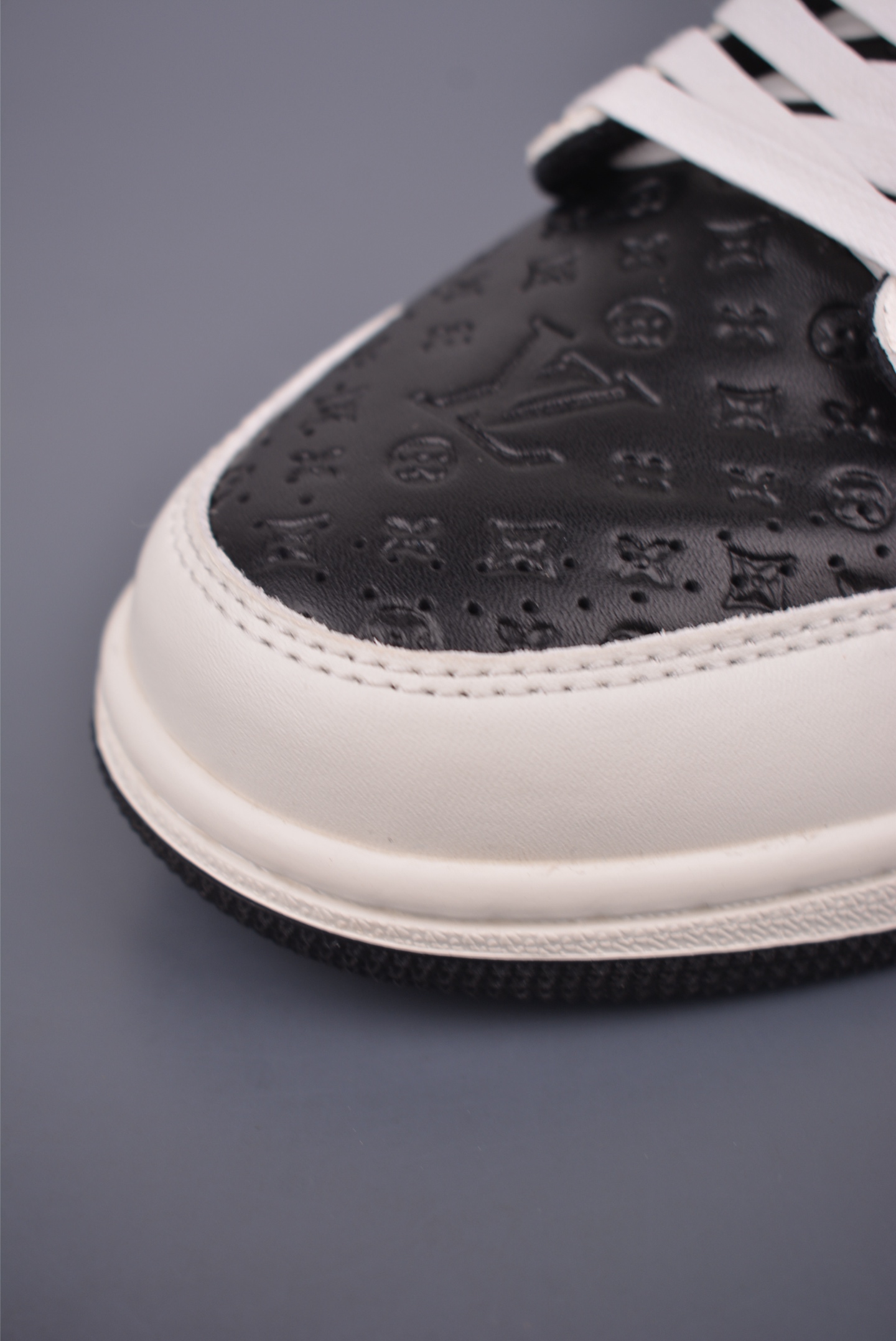 Louis vuitton X Air Jordan 1 Low 
