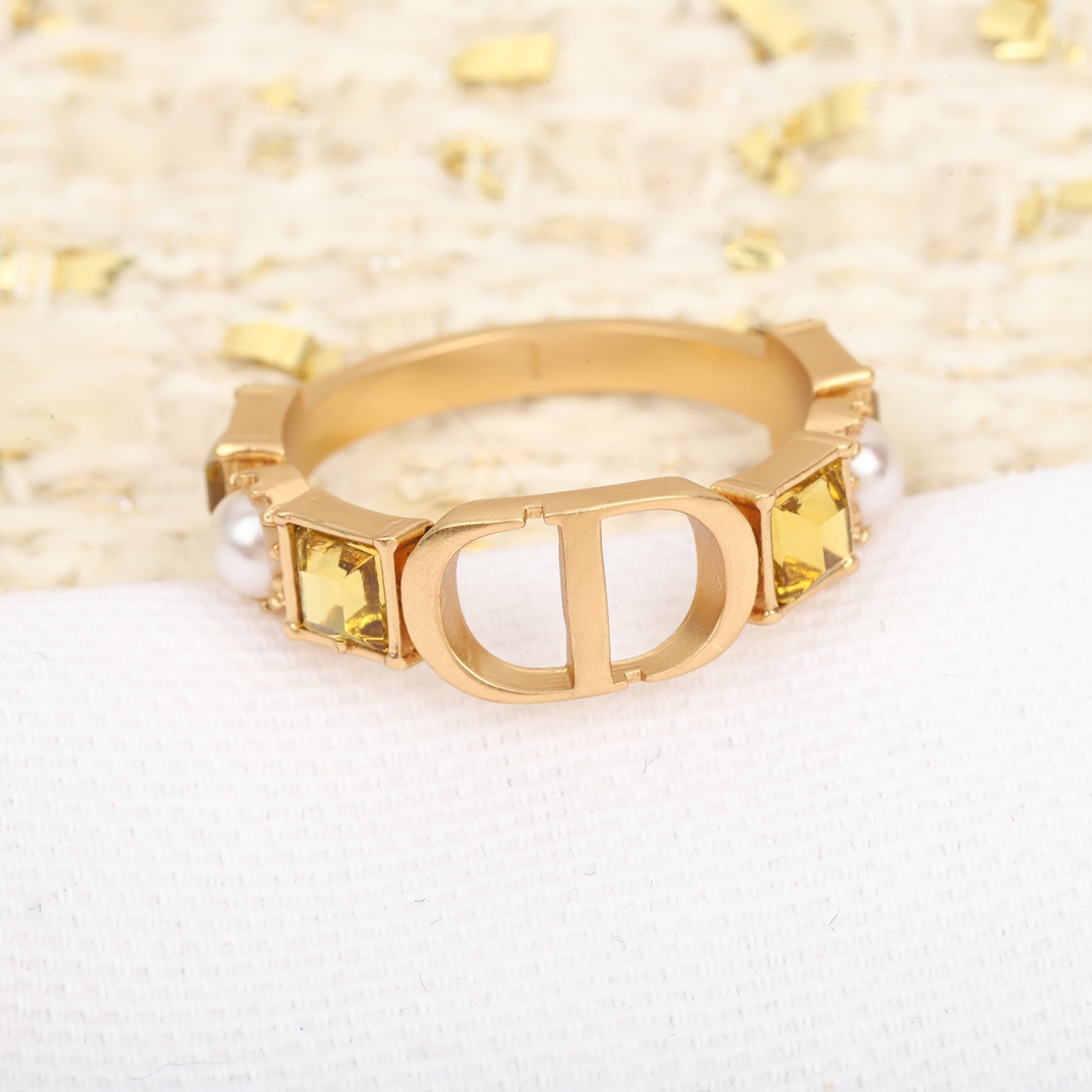 Dior Alphabet Square Diamond Ring