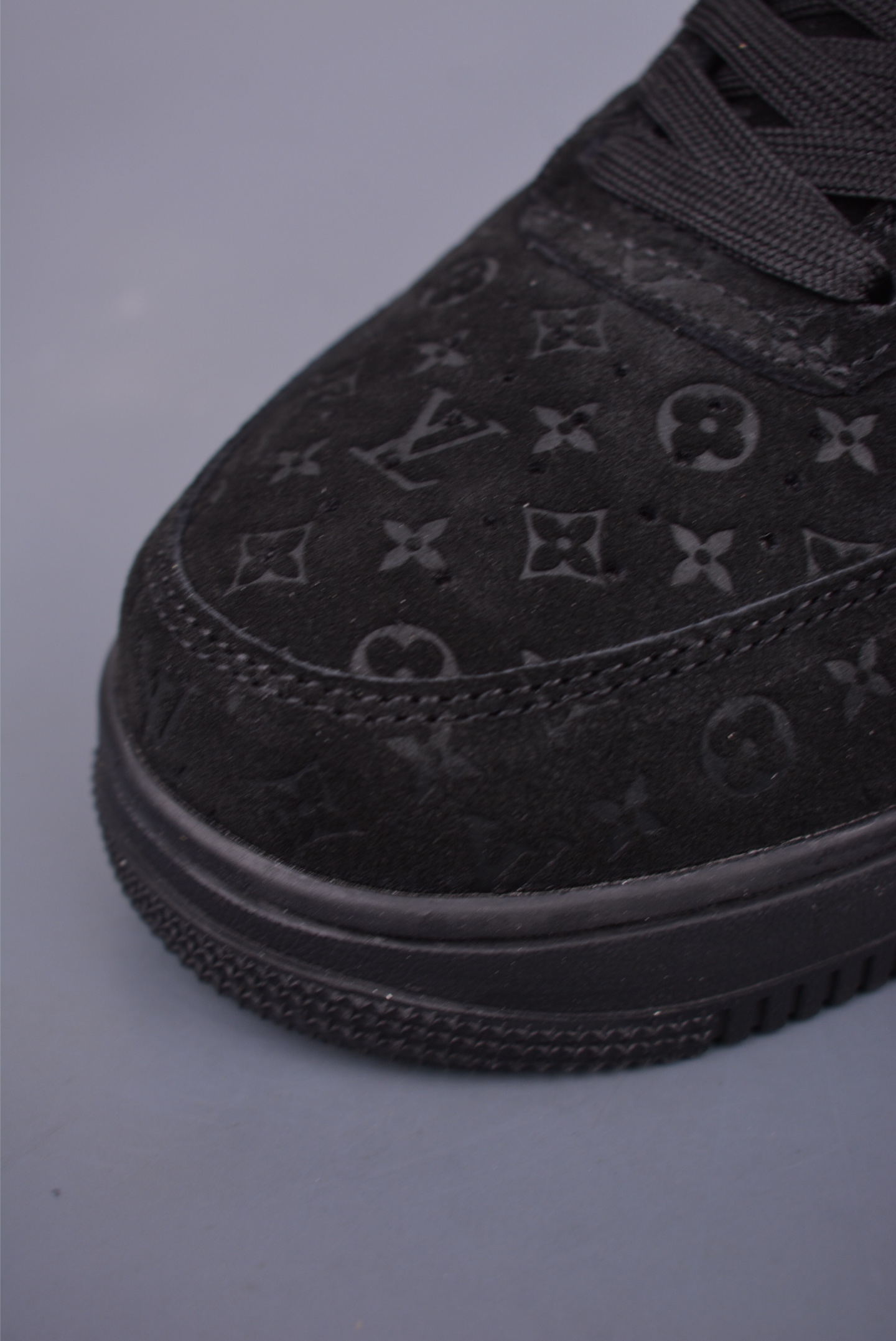 Louis Vuitton x Nike Air Force 1'07 LV8 Low 