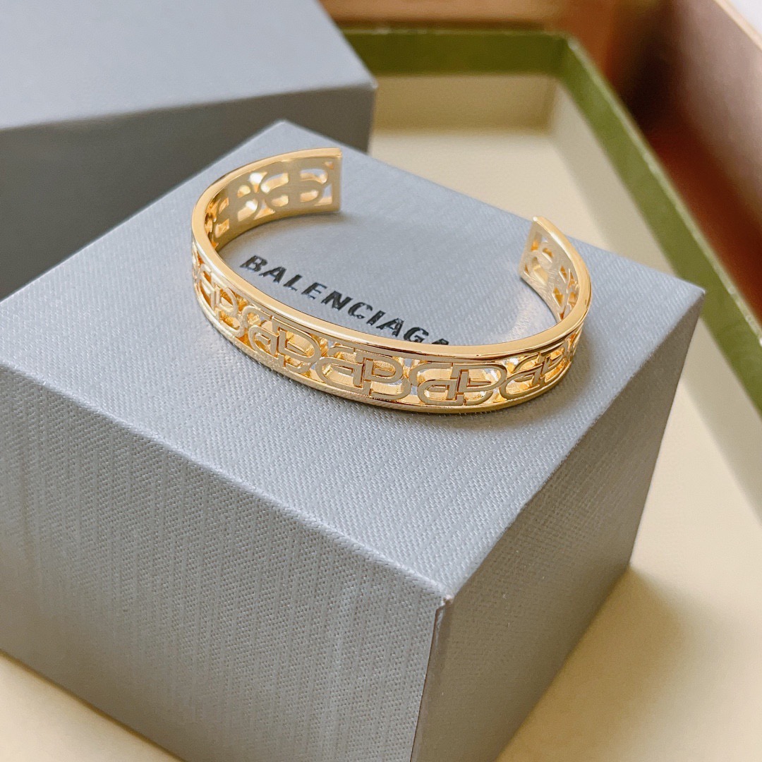 Balenciaga BB hollow bracelet