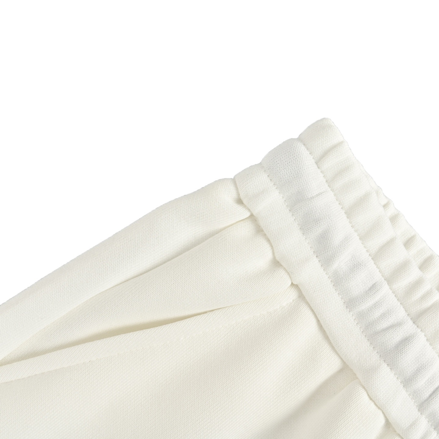 Burberry 25ss Phantom Horse Print Shorts