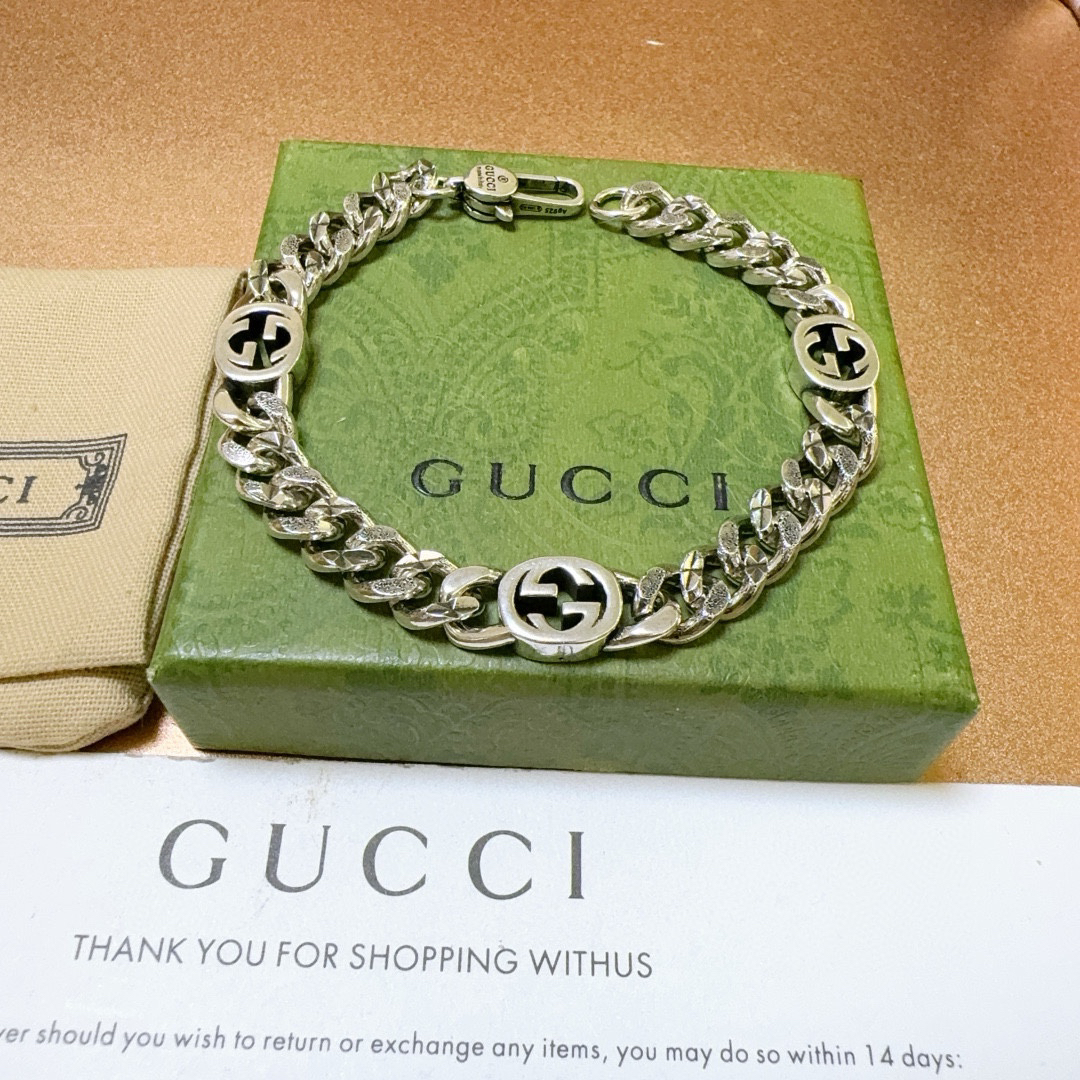 Gucci flat chain bracelet