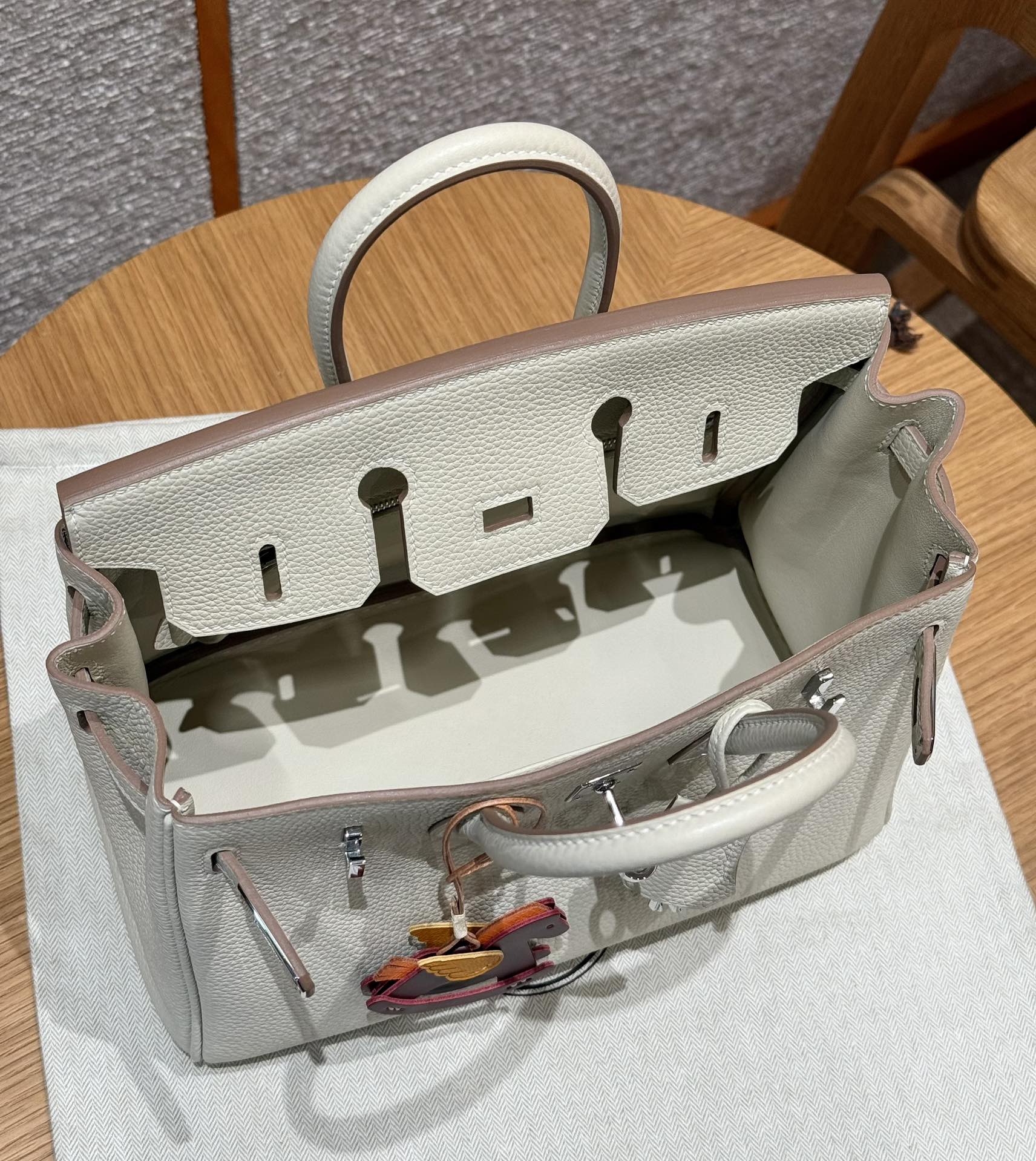 Hermès Birkin 10Craie Handbag (Handmade to Order)