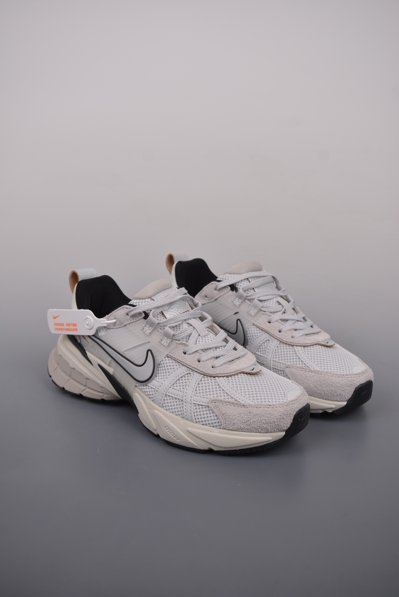 Nike Wmns V2K Runtekk LowChrome FD0736-102