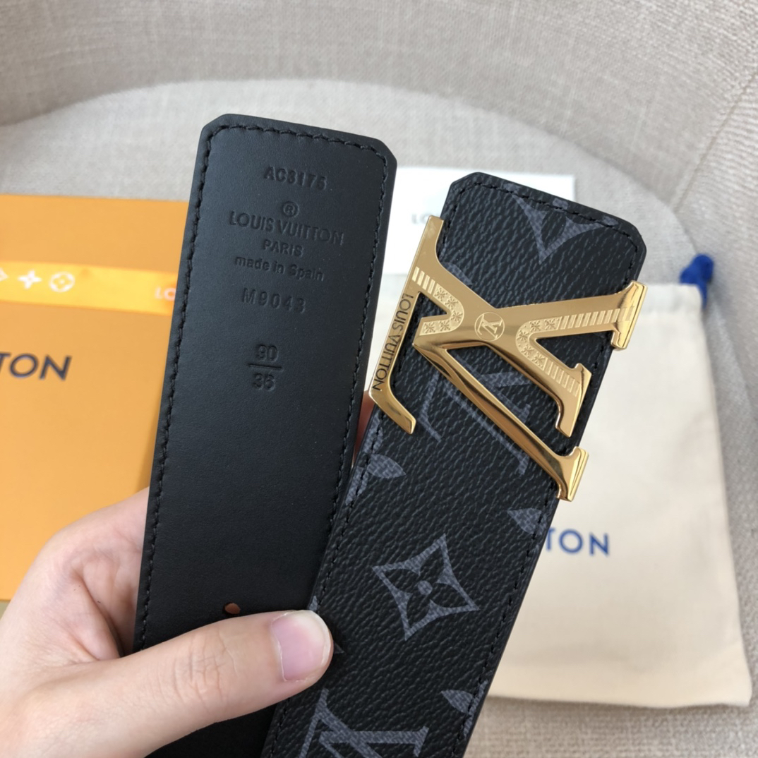 Louis Vuitton Monogram Calfskin Men's Belt 4CM Width
