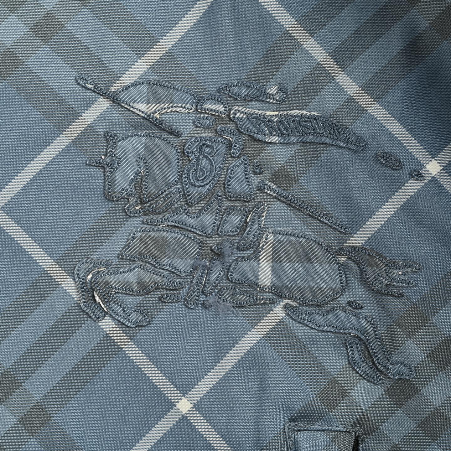 Burberry 25Fw reversible jacket with diamond check and horse embroidery