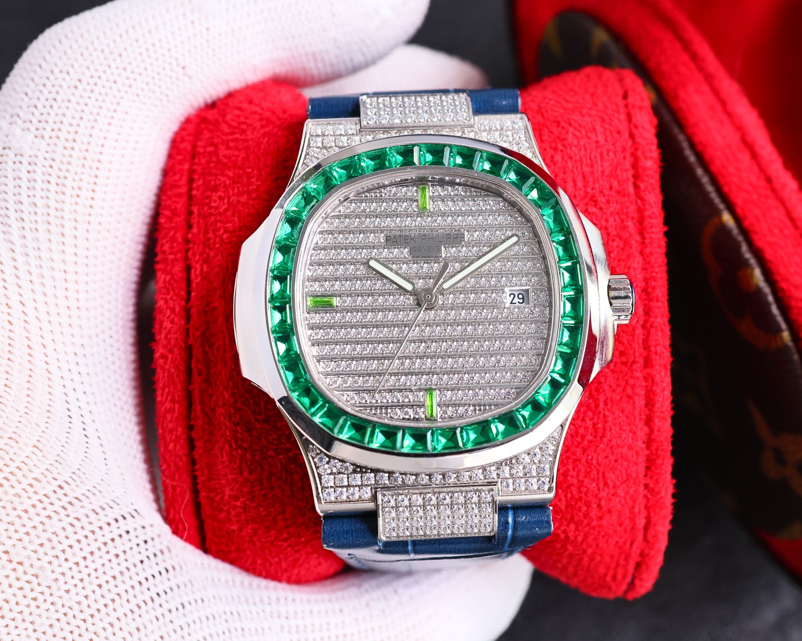 Patek Philippe Diamond Limited Edition Series Nautilus 5711
