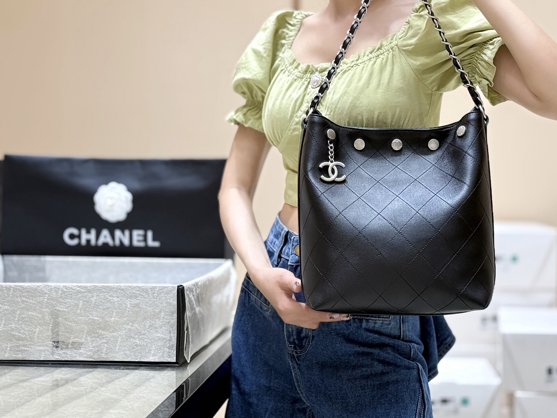 Chanel 25P Spring/Summer Preview Series Rivet Bucket Bag AS5406