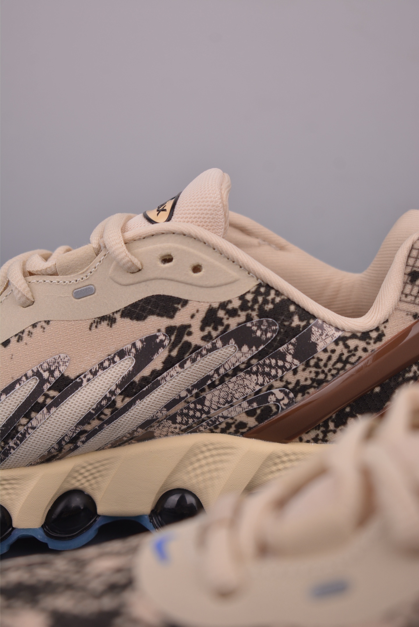 Nike Air Max Dn8 Snakeskin 
