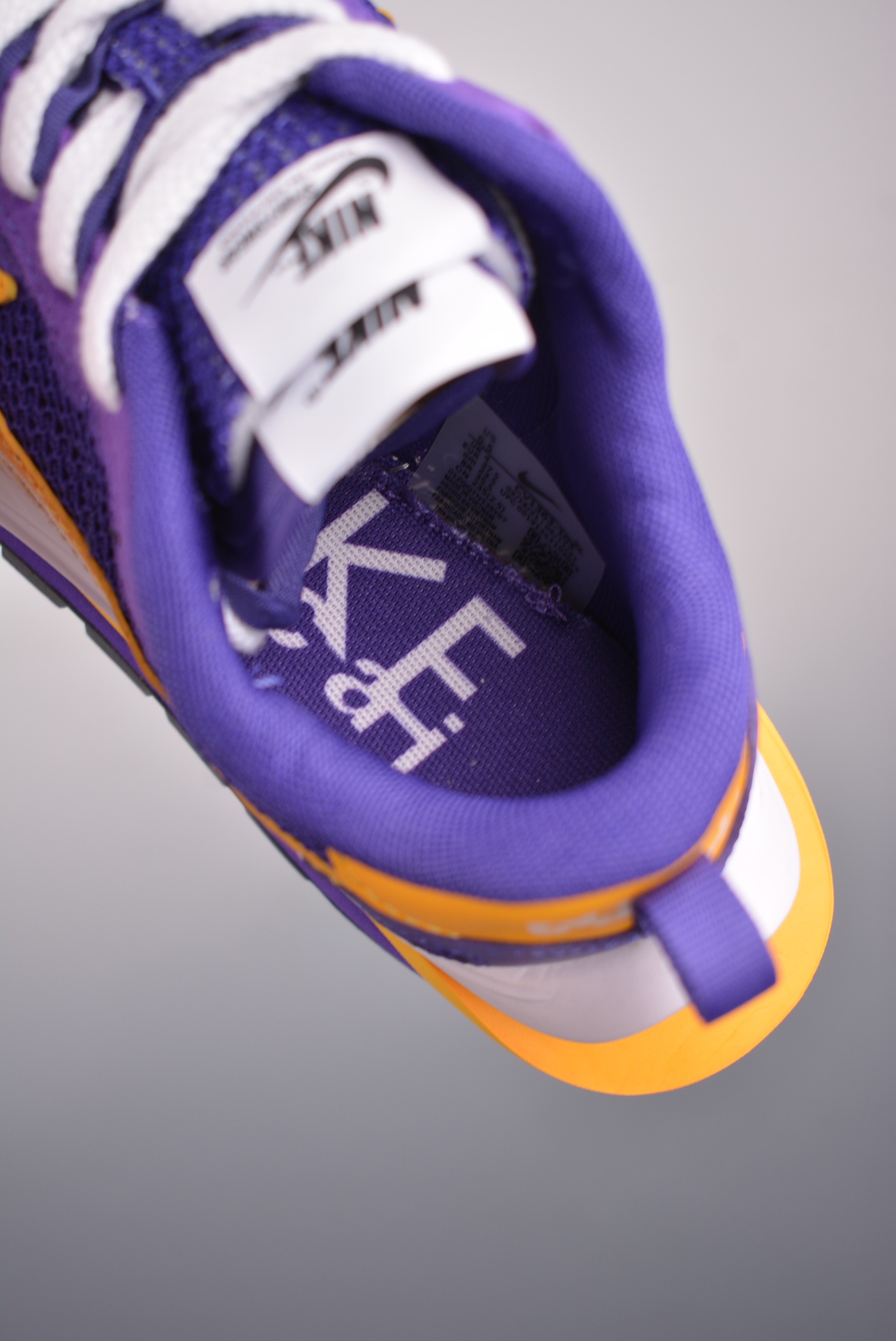 Sacai x Nike VaporWaffle 3.0 Laser Orange CV1363-103