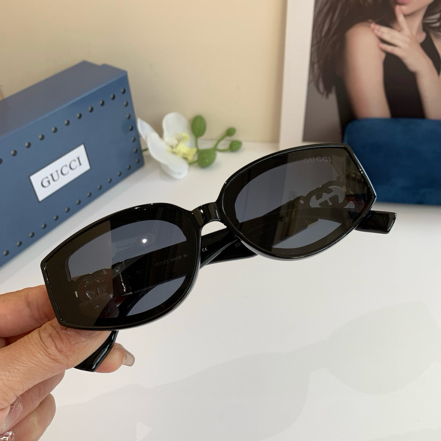 Gucci Round Frame Sunglasses