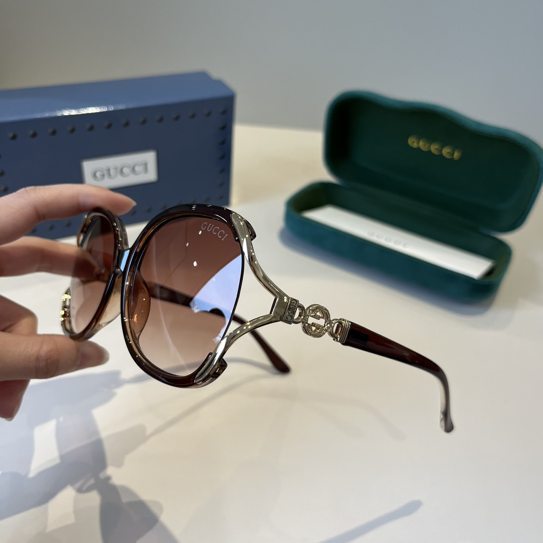 Gucci Round Frame Sunglasses