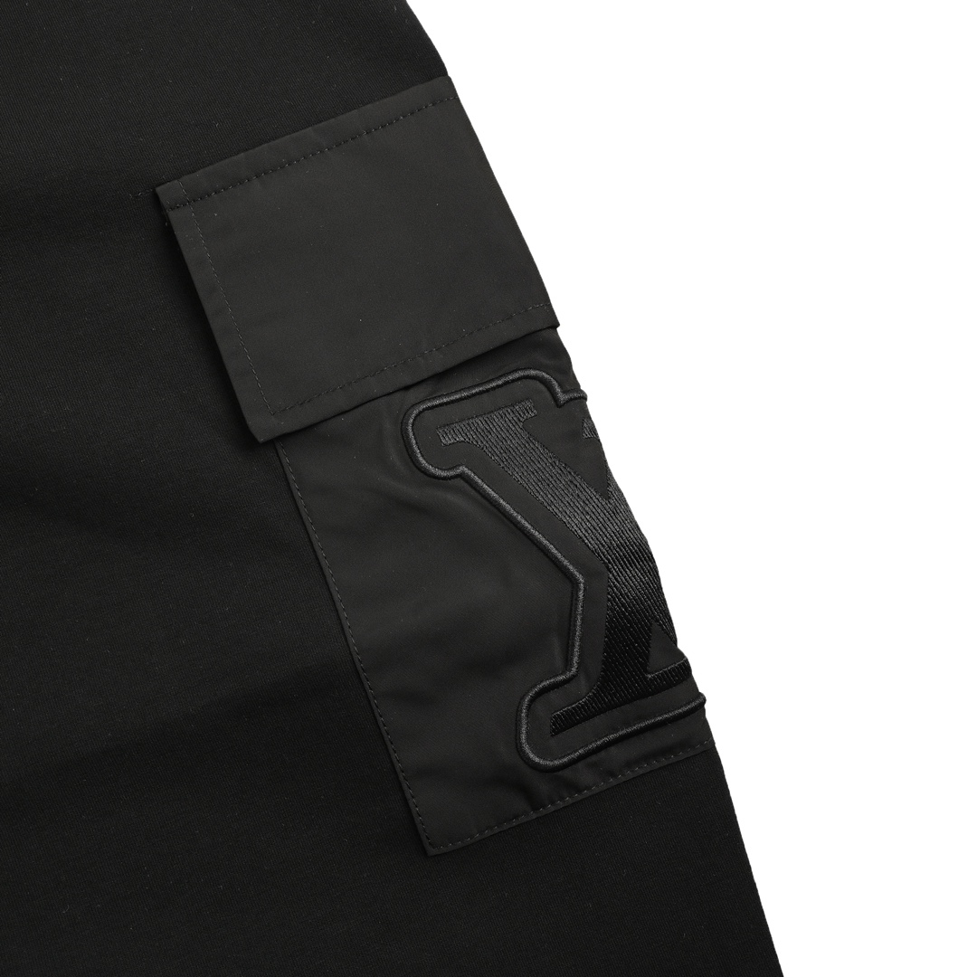 Louis Vuitton 24Fw cotton cargo trousers with embroidered logo on pockets