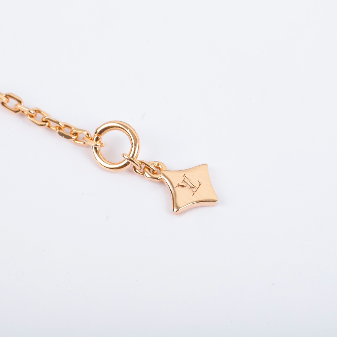 Louis Vuitton Four Flower Bracelet