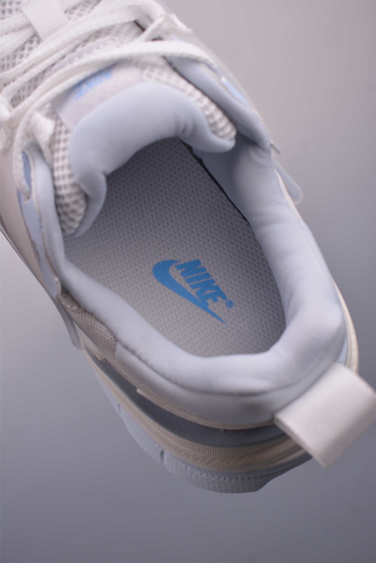 Nike Wmns V2K Runtekk Low running shoes White Silver Light Blue FD0736-009